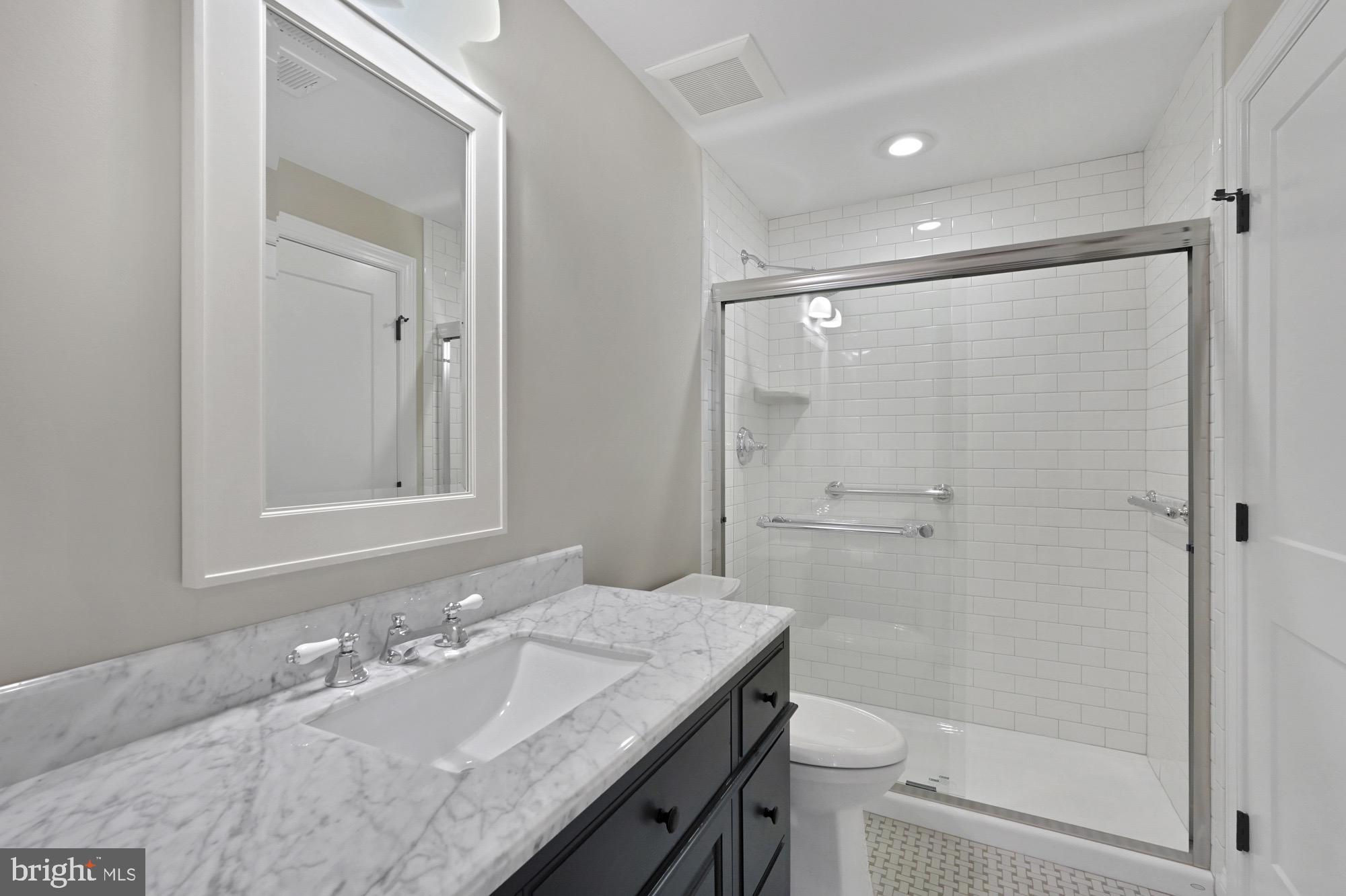 BERKSHIRE OAKWOOD - Residential