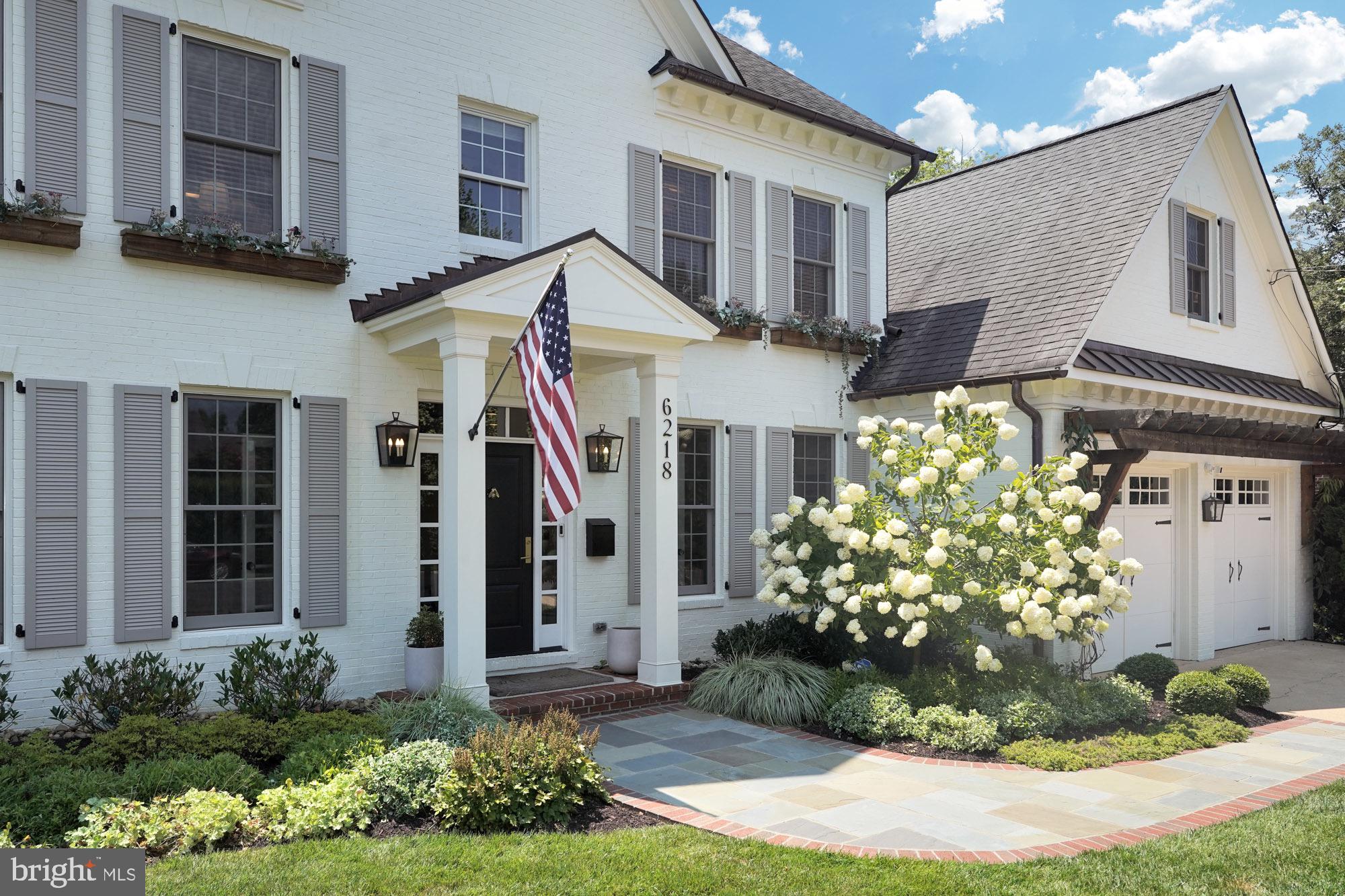 BERKSHIRE OAKWOOD - Residential