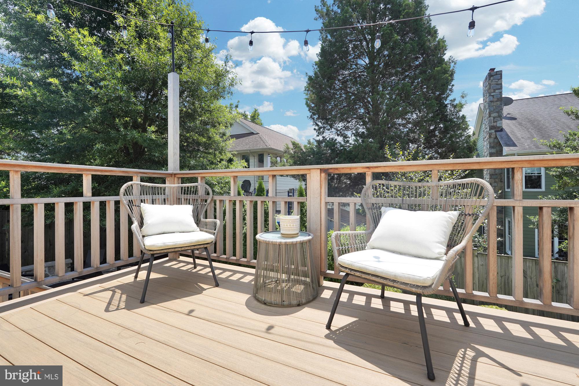 BERKSHIRE OAKWOOD - Residential