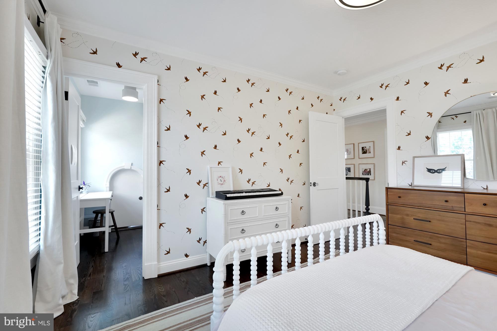 BERKSHIRE OAKWOOD - Residential