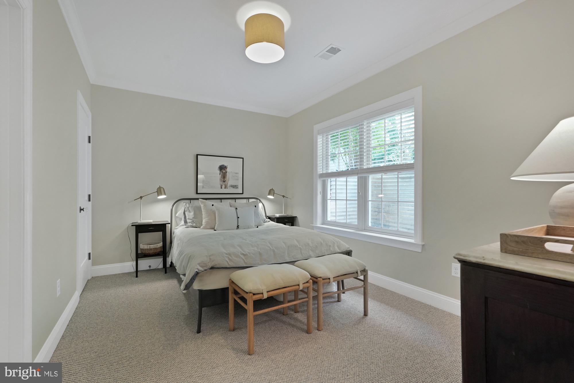 BERKSHIRE OAKWOOD - Residential