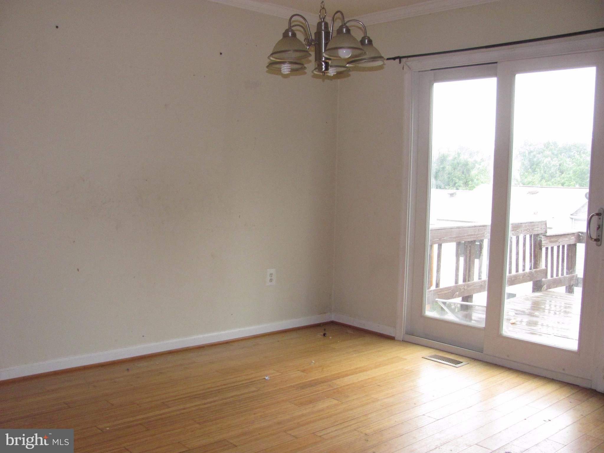 ROLLING BROOK - Residential