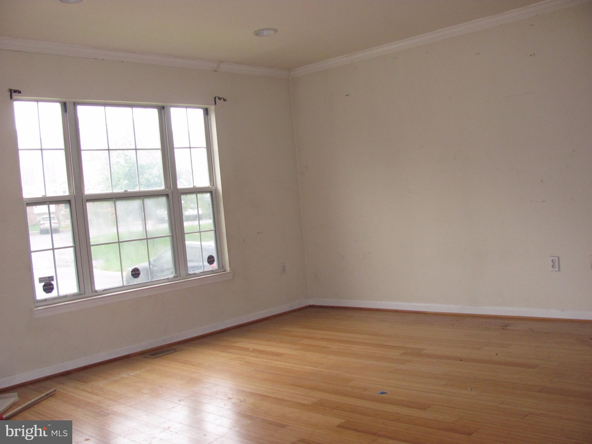 ROLLING BROOK - Residential