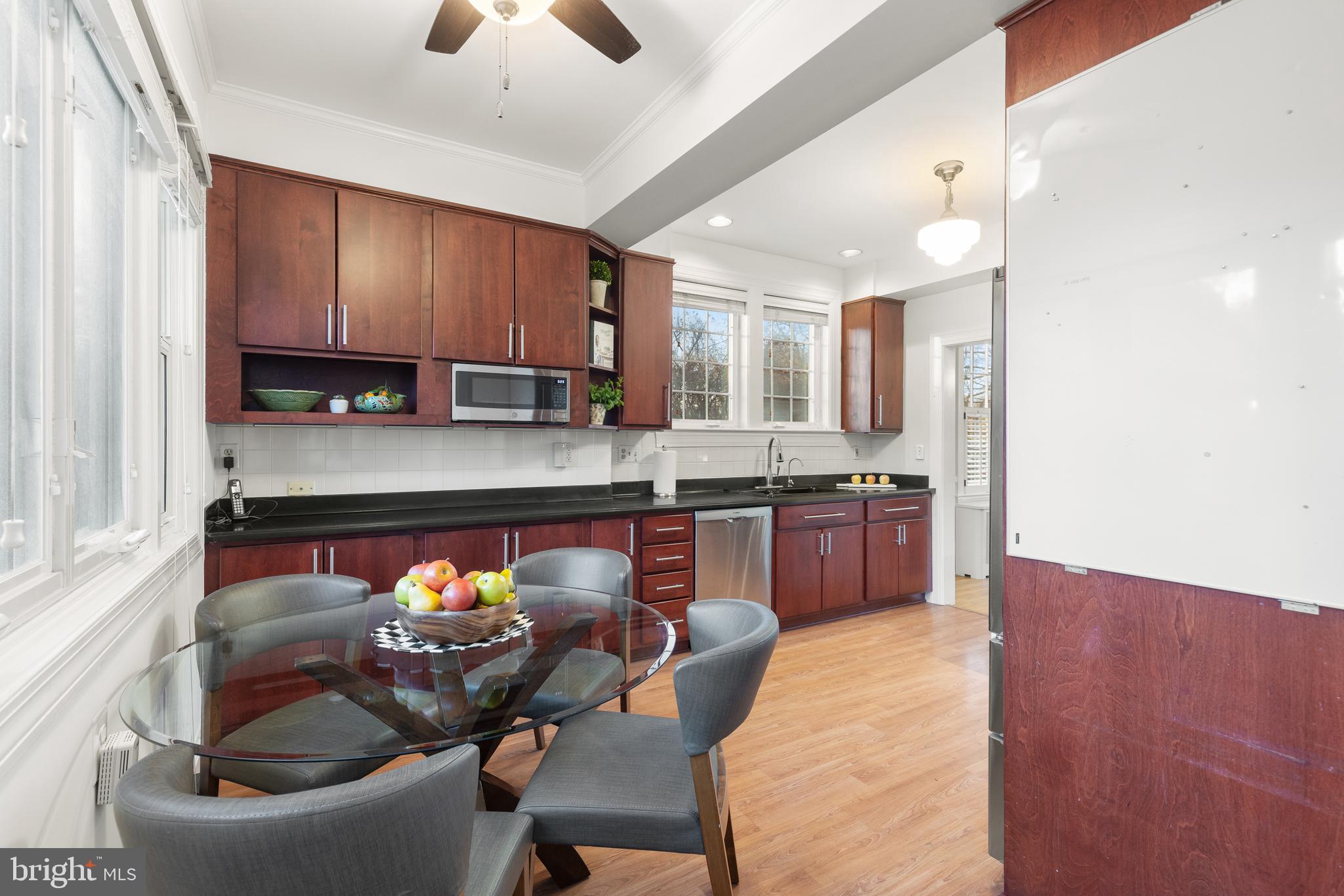 WOODSIDE PARK - Residential