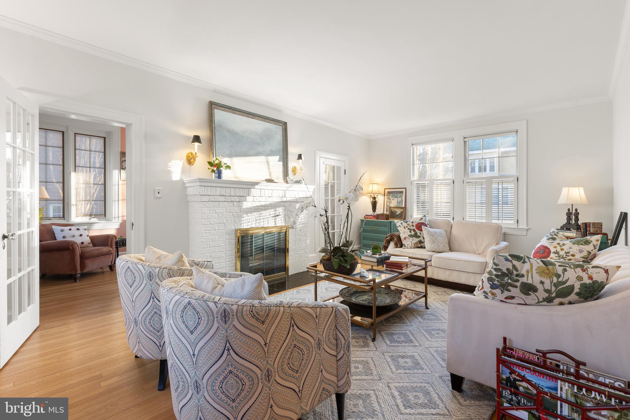 WOODSIDE PARK - Residential