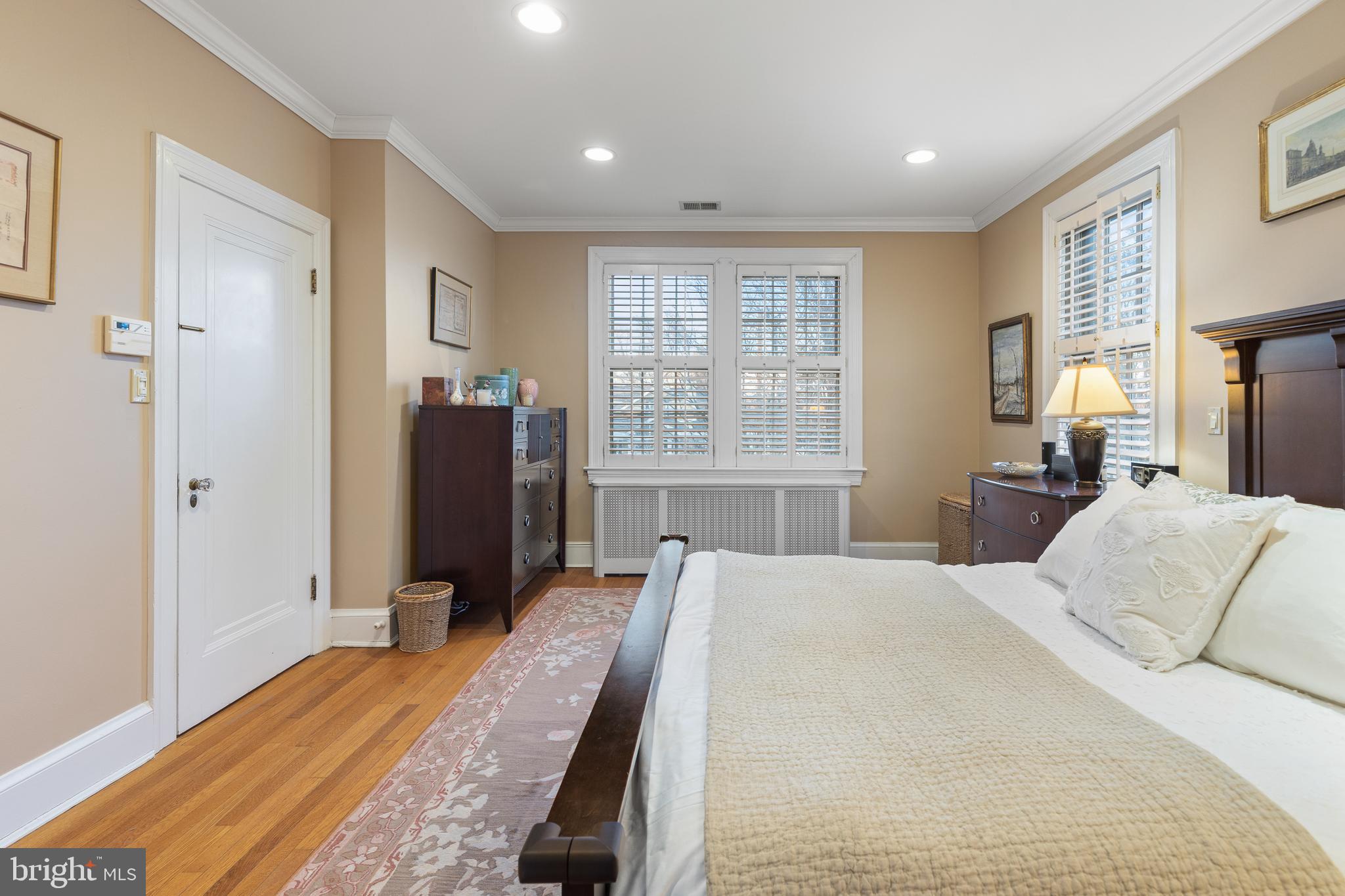 WOODSIDE PARK - Residential