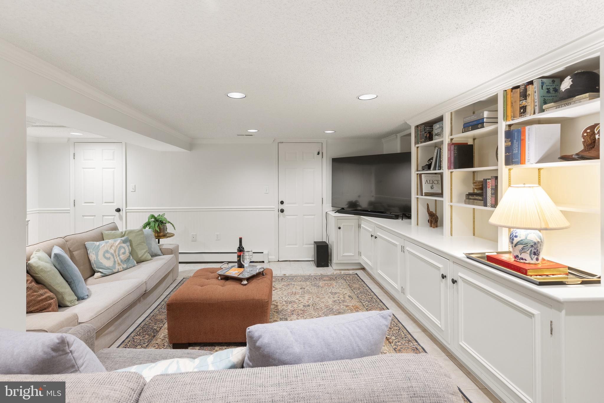 WOODSIDE PARK - Residential