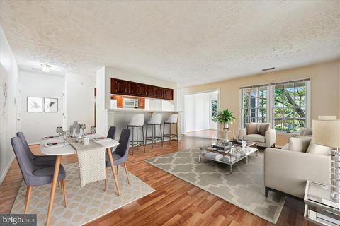 Photo of 13114 Briarcliff Terr Ter #407, GERMANTOWN, MD 20874 (MLS # MDMC2205944)