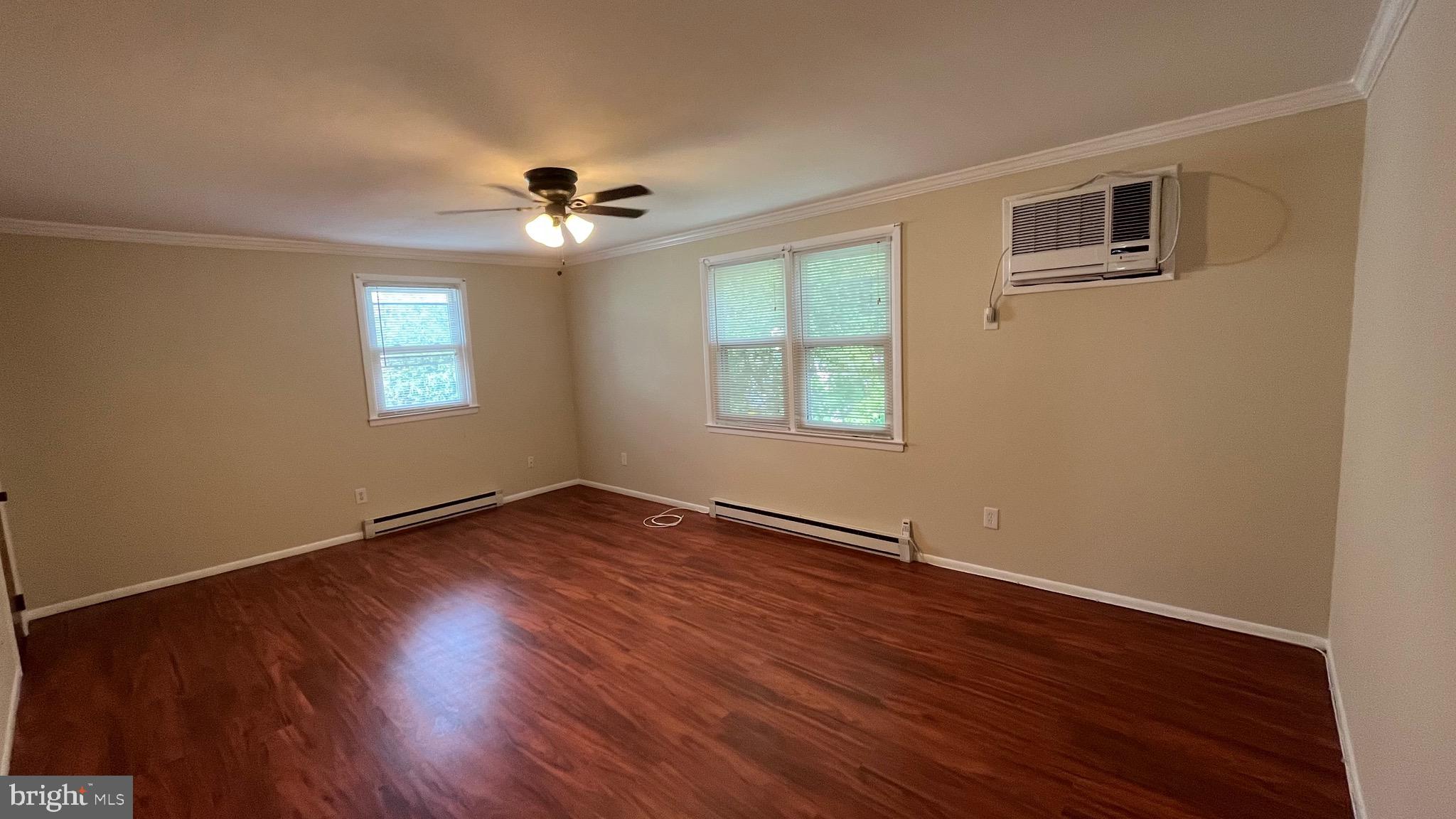 ROCKLEDGE - Residential Lease