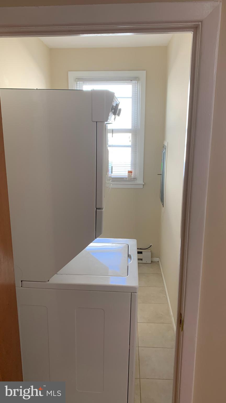 ROCKLEDGE - Residential Lease