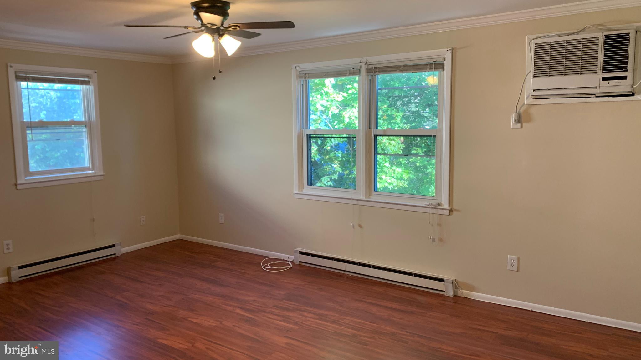 ROCKLEDGE - Residential Lease