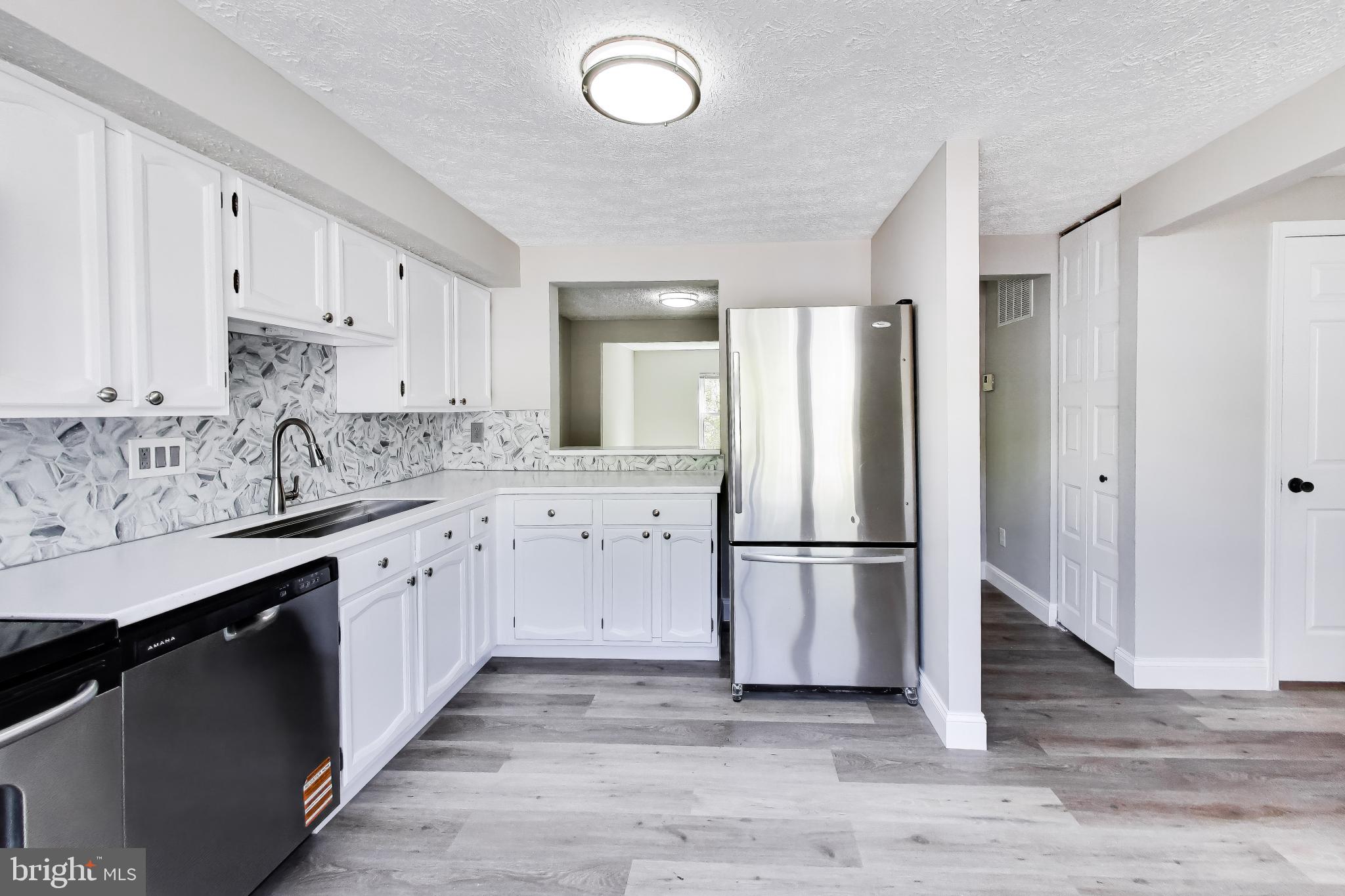 NEWINGTON FOREST - Residential