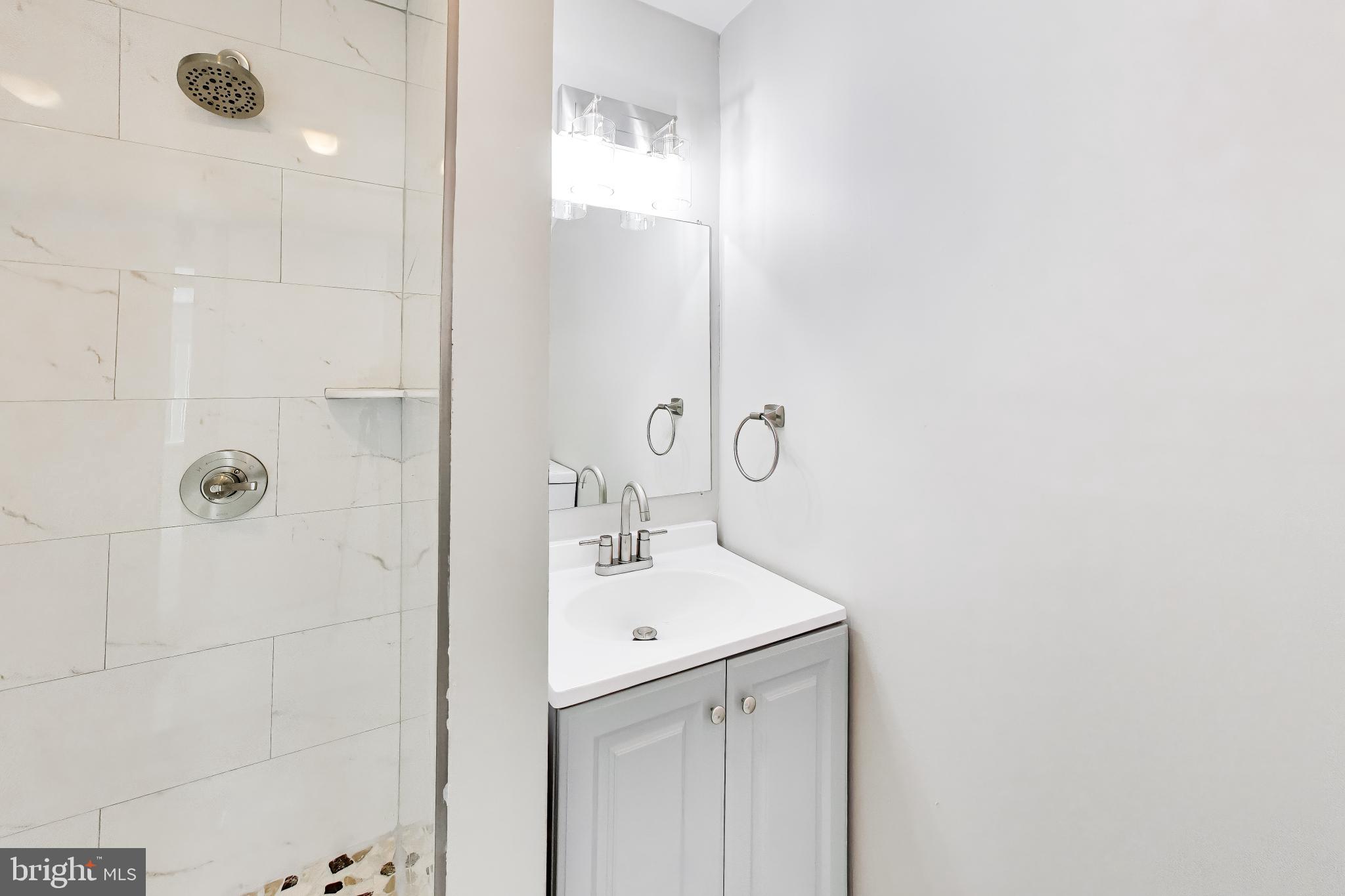 NEWINGTON FOREST - Residential