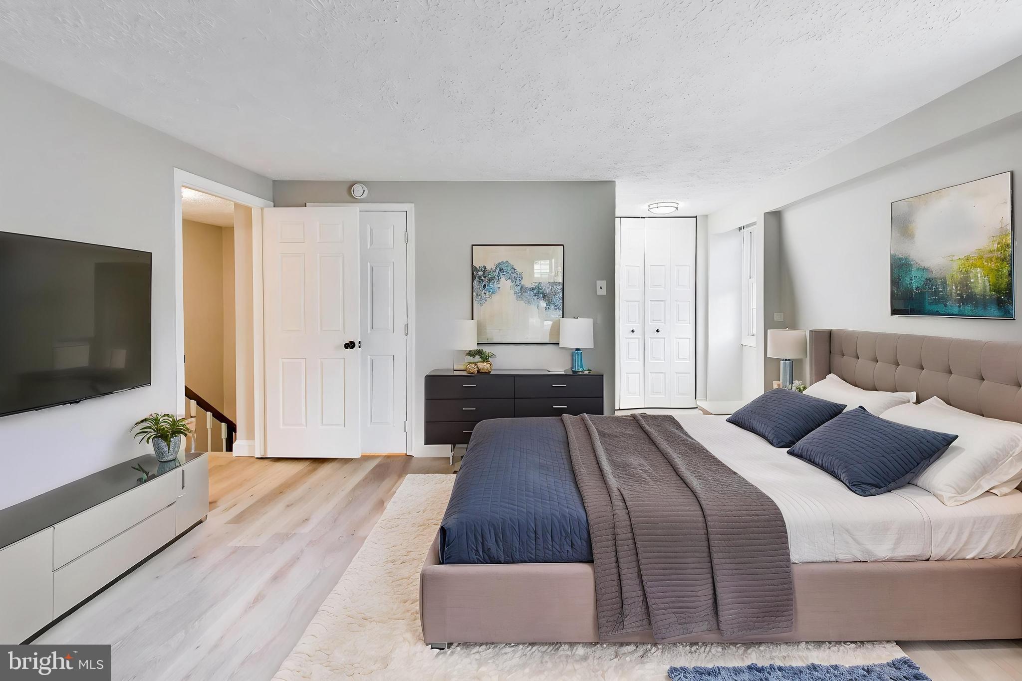 NEWINGTON FOREST - Residential