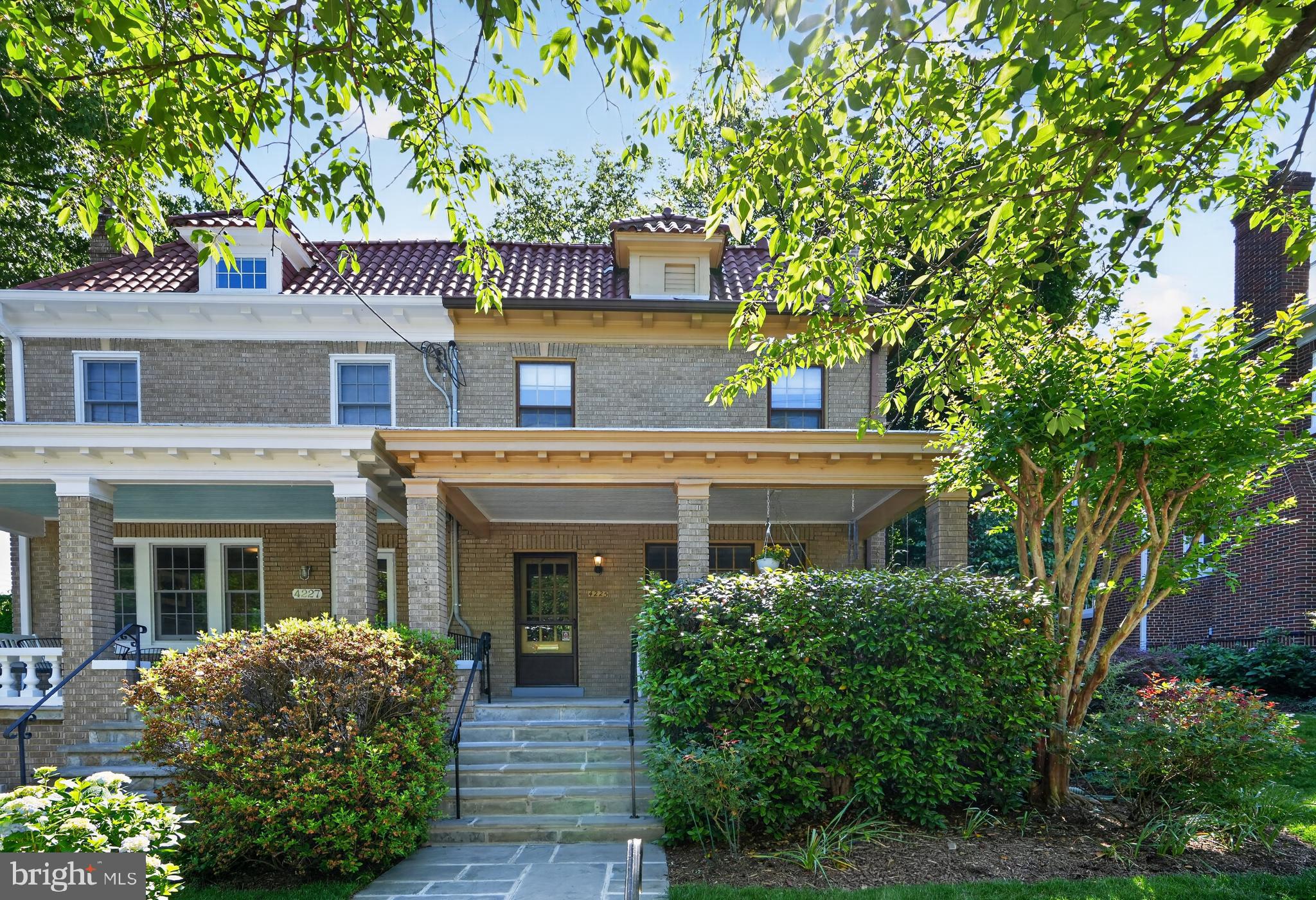 4225 37TH STREET NW