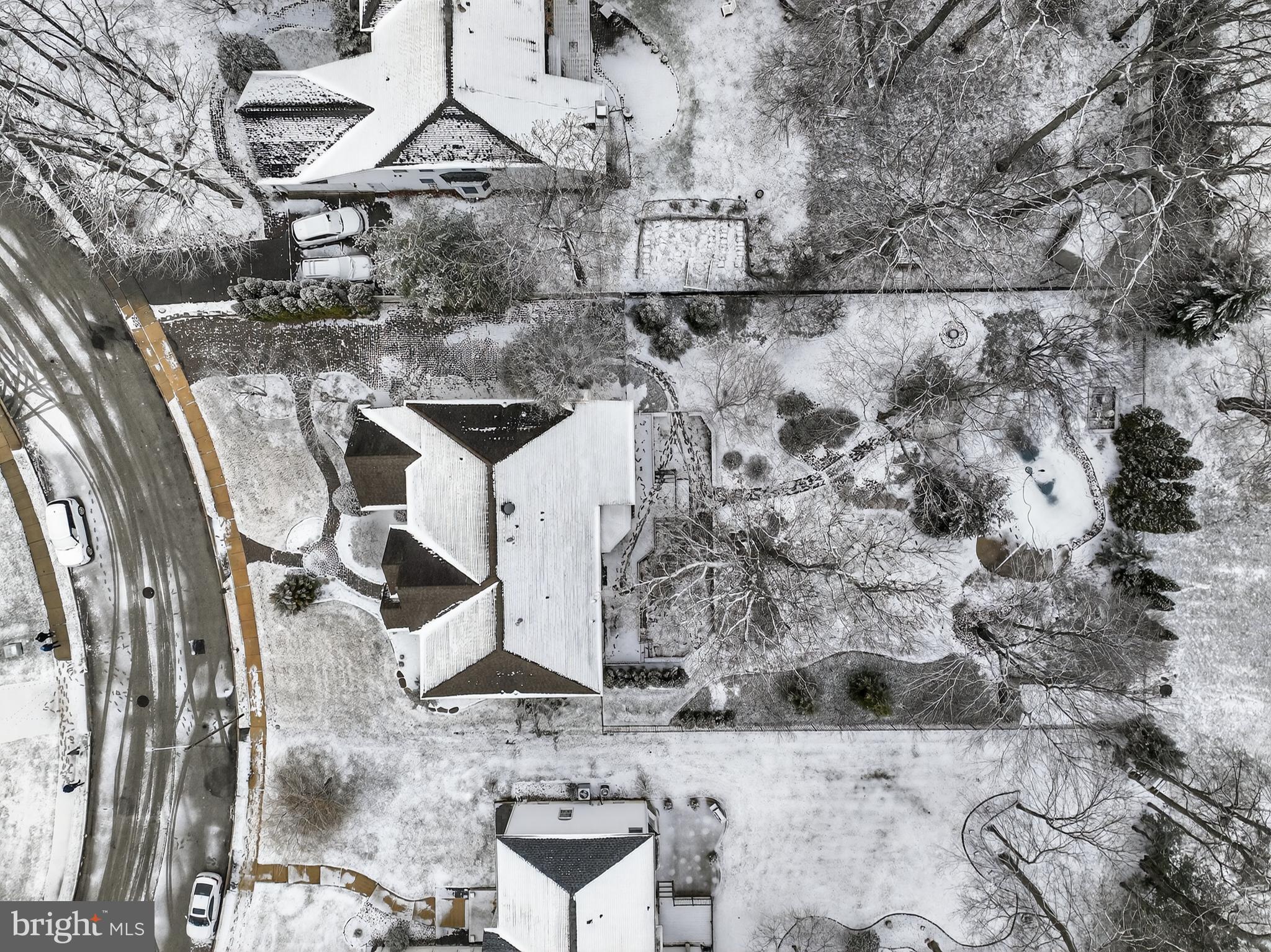 WELLESLEY HUNT - Residential