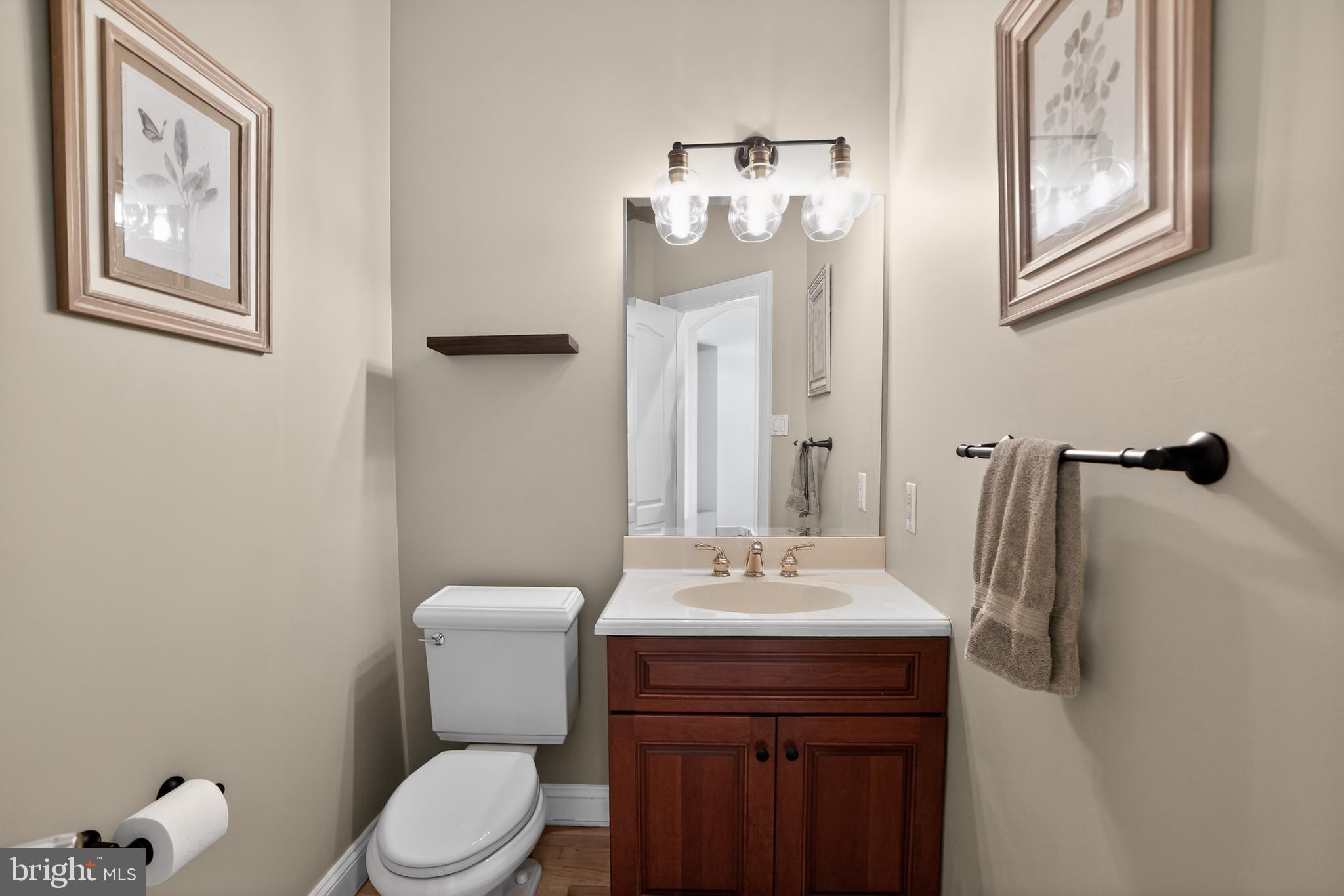 WELLESLEY HUNT - Residential