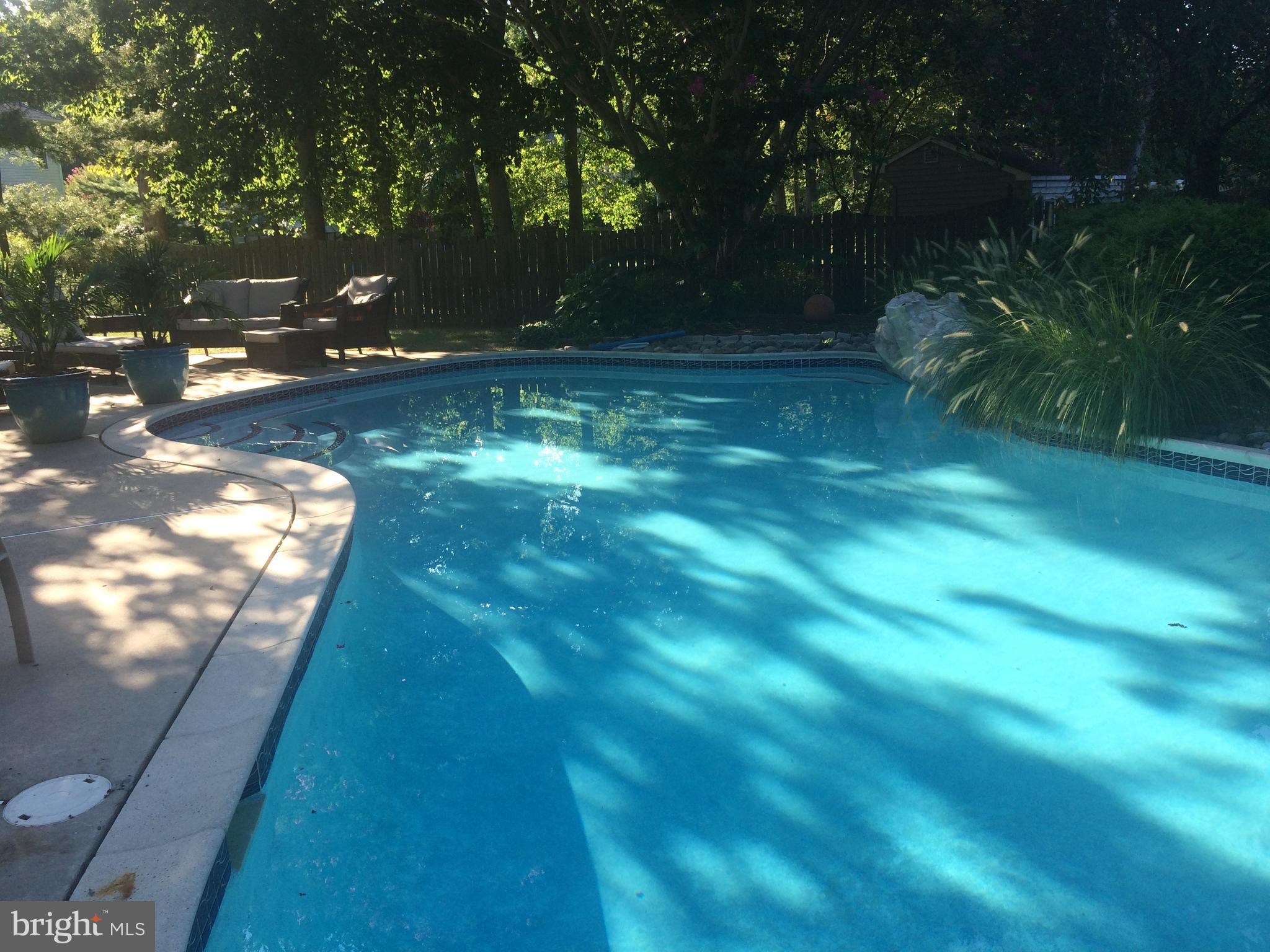 WELLESLEY HUNT - Residential