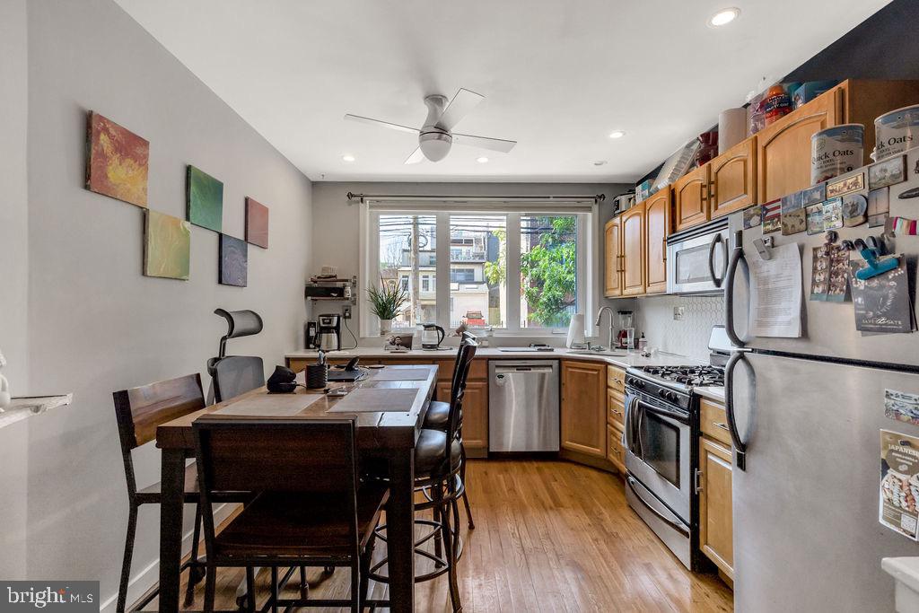 GRADUATE HOSPITAL - Residential Lease