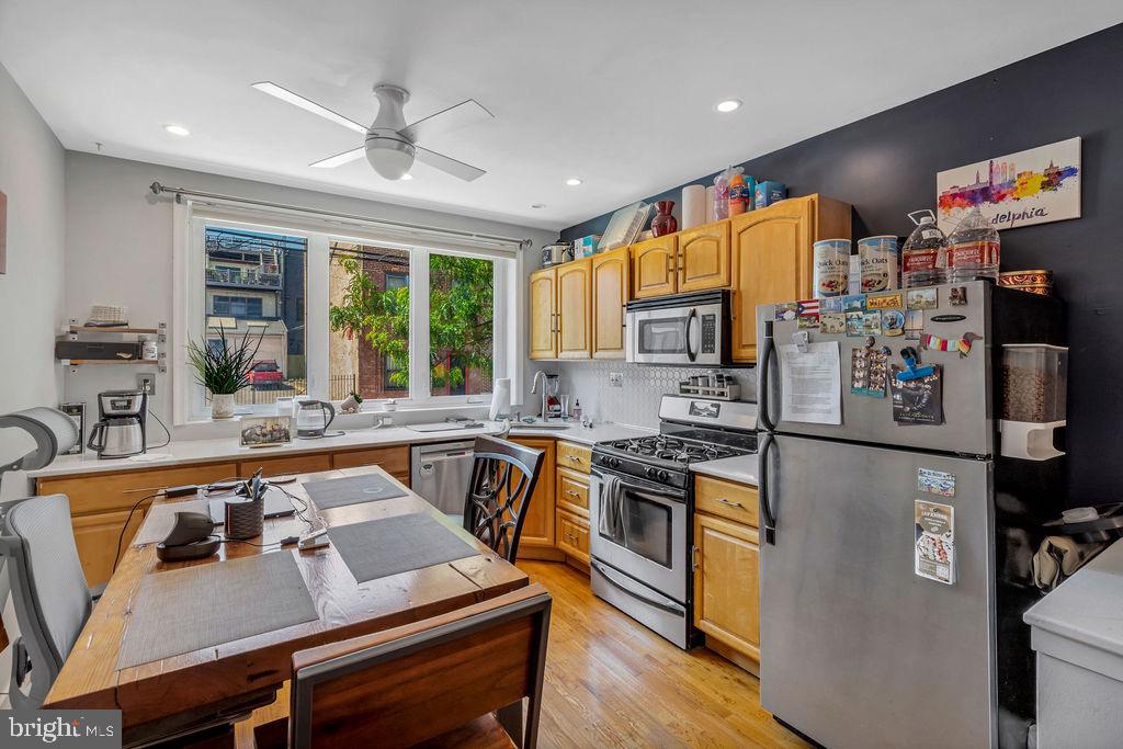 GRADUATE HOSPITAL - Residential Lease