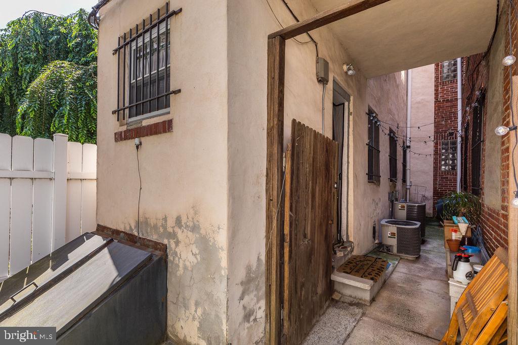 GRADUATE HOSPITAL - Residential Lease