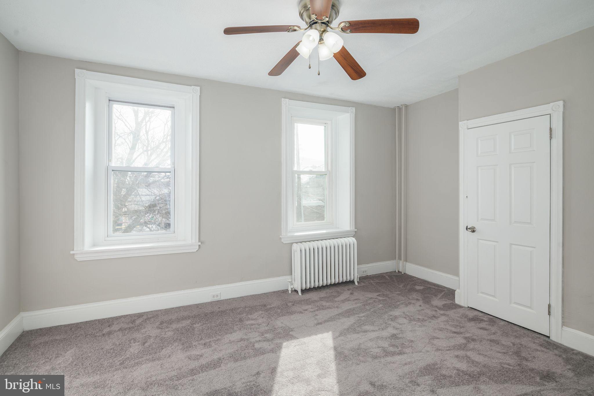 ROXBOROUGH - Residential