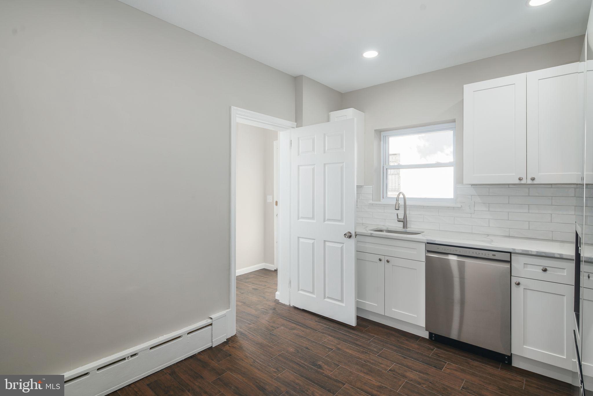 ROXBOROUGH - Residential