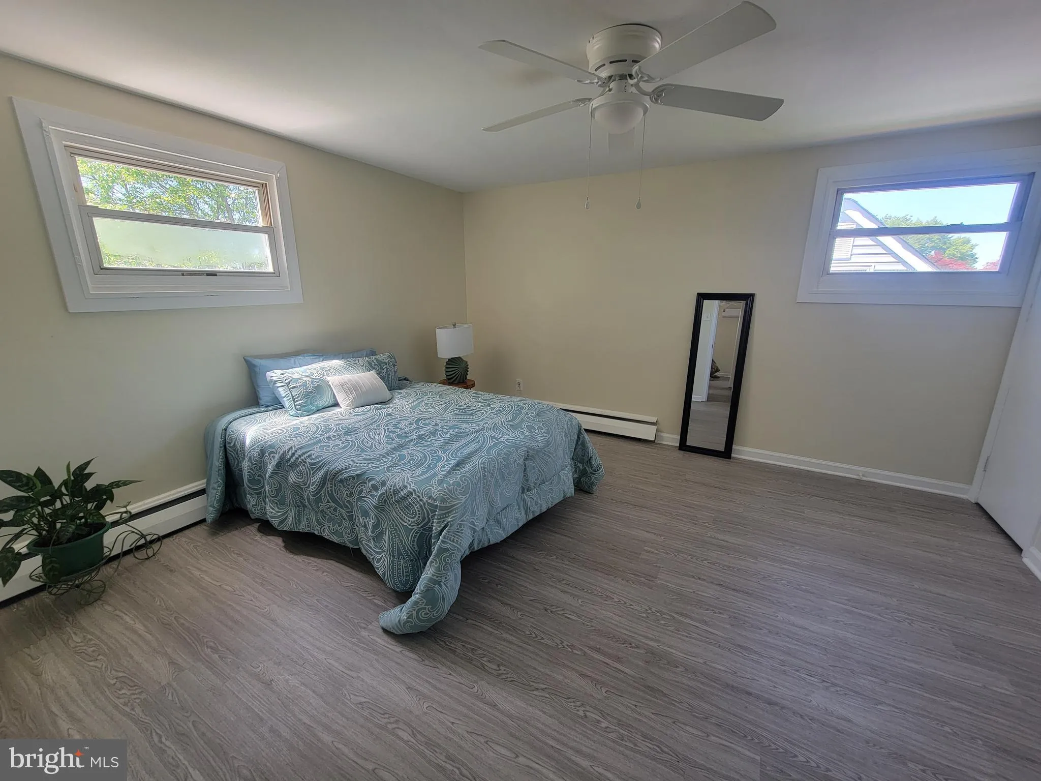 Wilmington, Delaware 19808, United States, 4 Bedrooms Bedrooms, ,2 BathroomsBathrooms,Residential,Active,132258