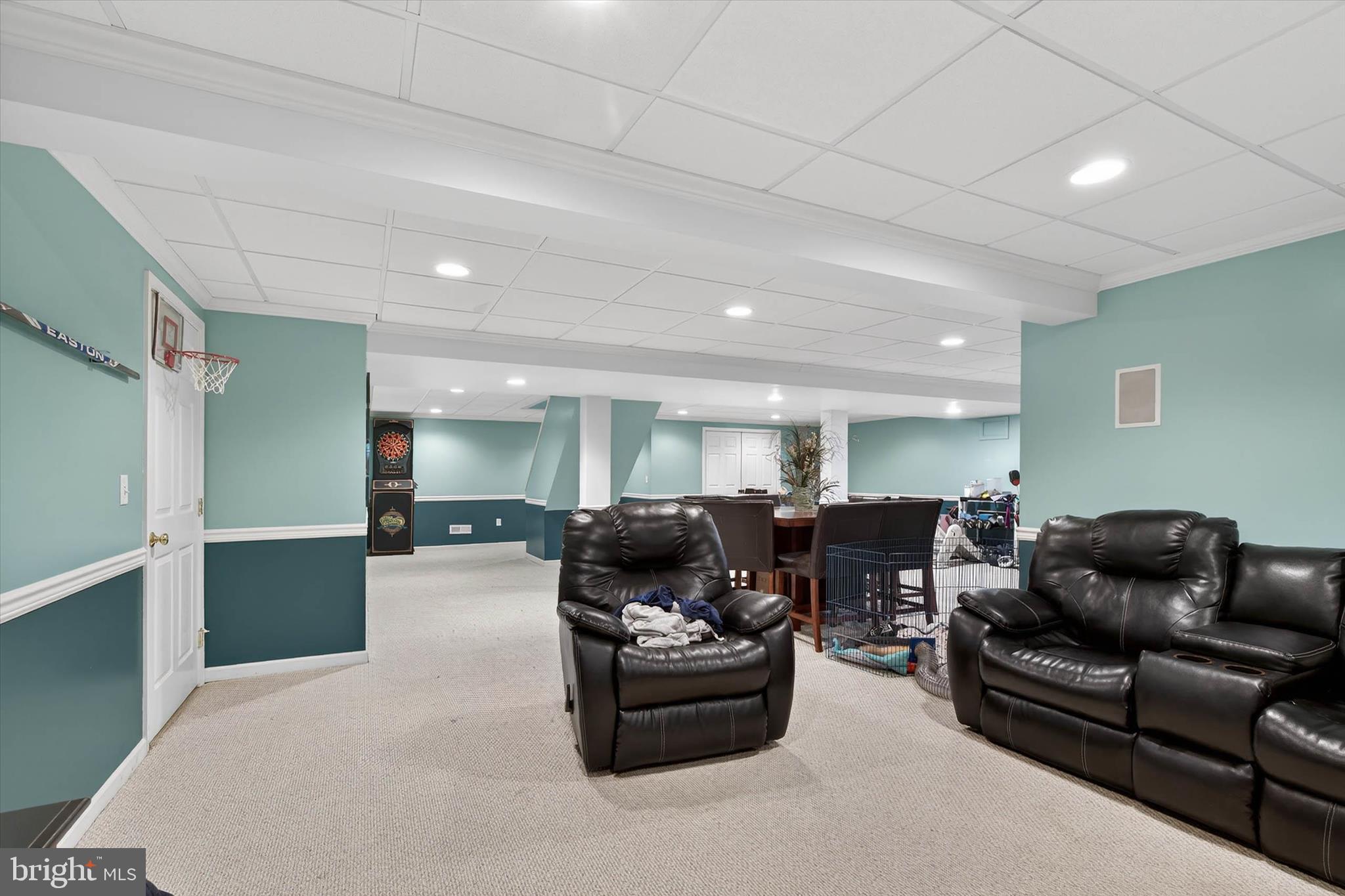 LINCOLNS MEADOW - Residential