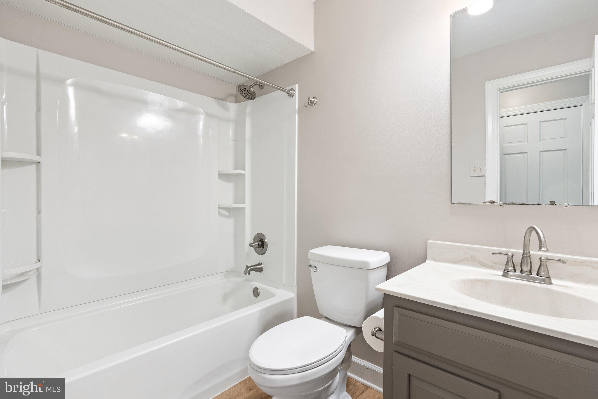 LINCOLN ACRES - Residential