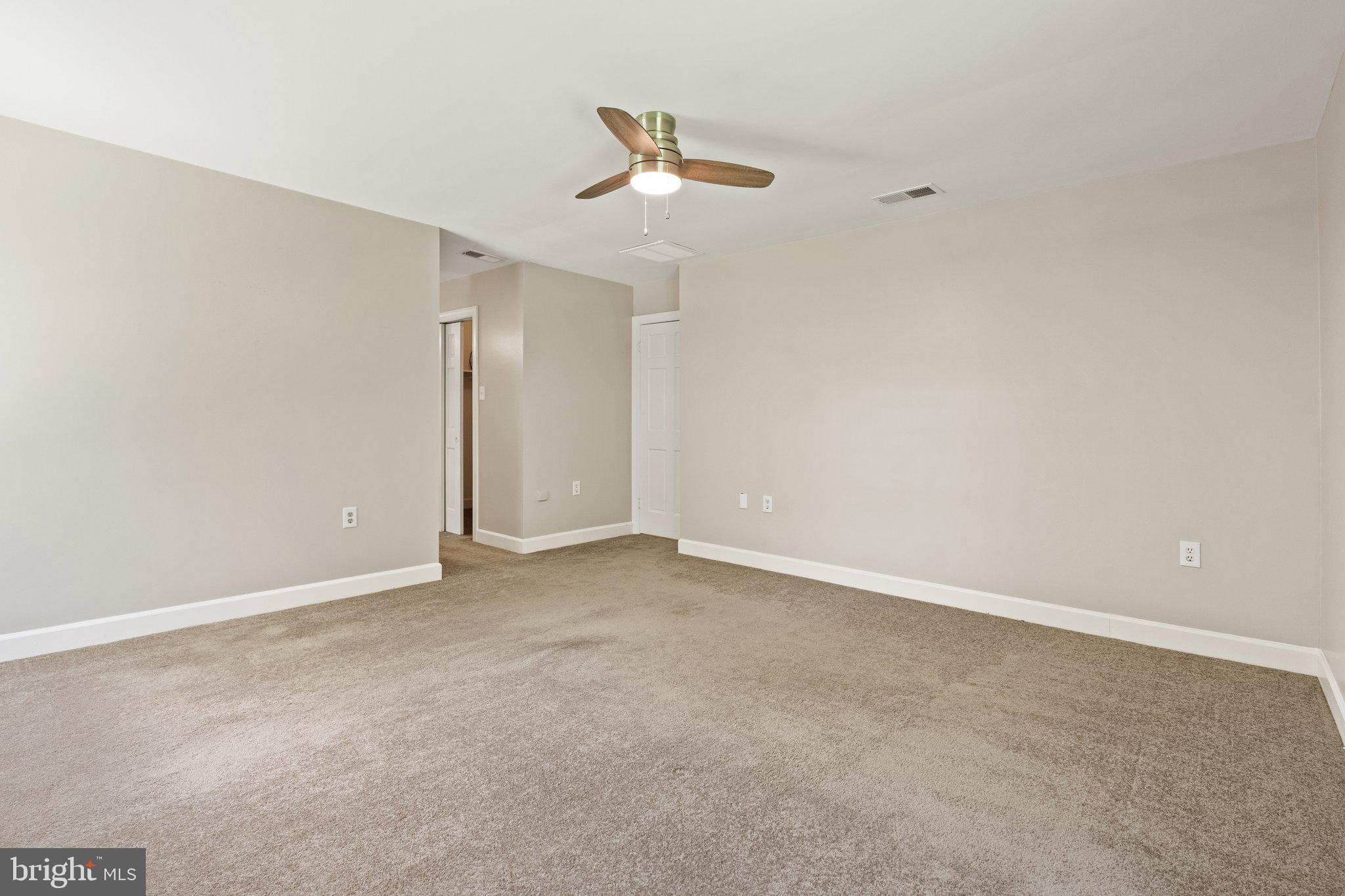 LINCOLN ACRES - Residential