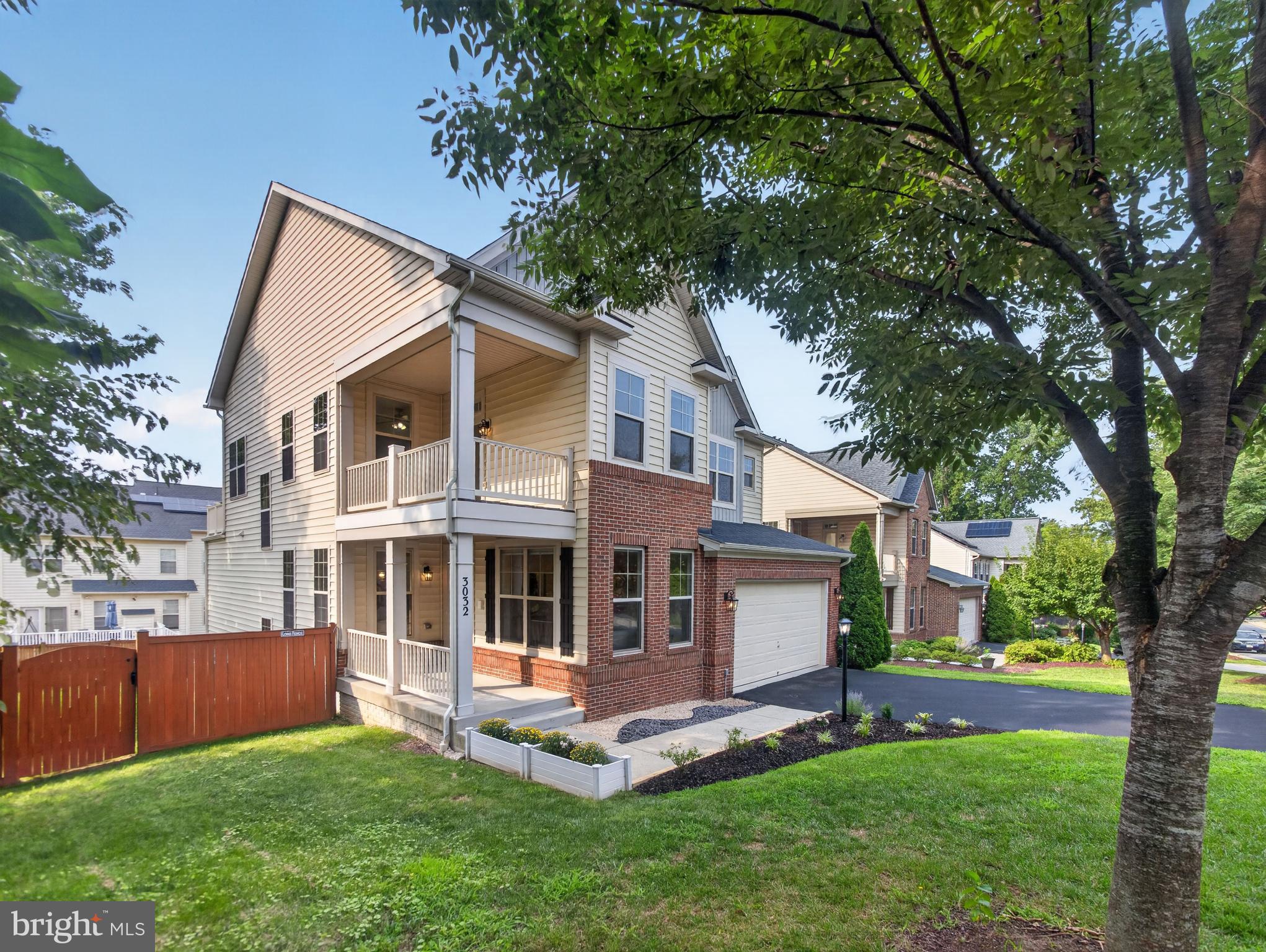 3032 MOORE LANE