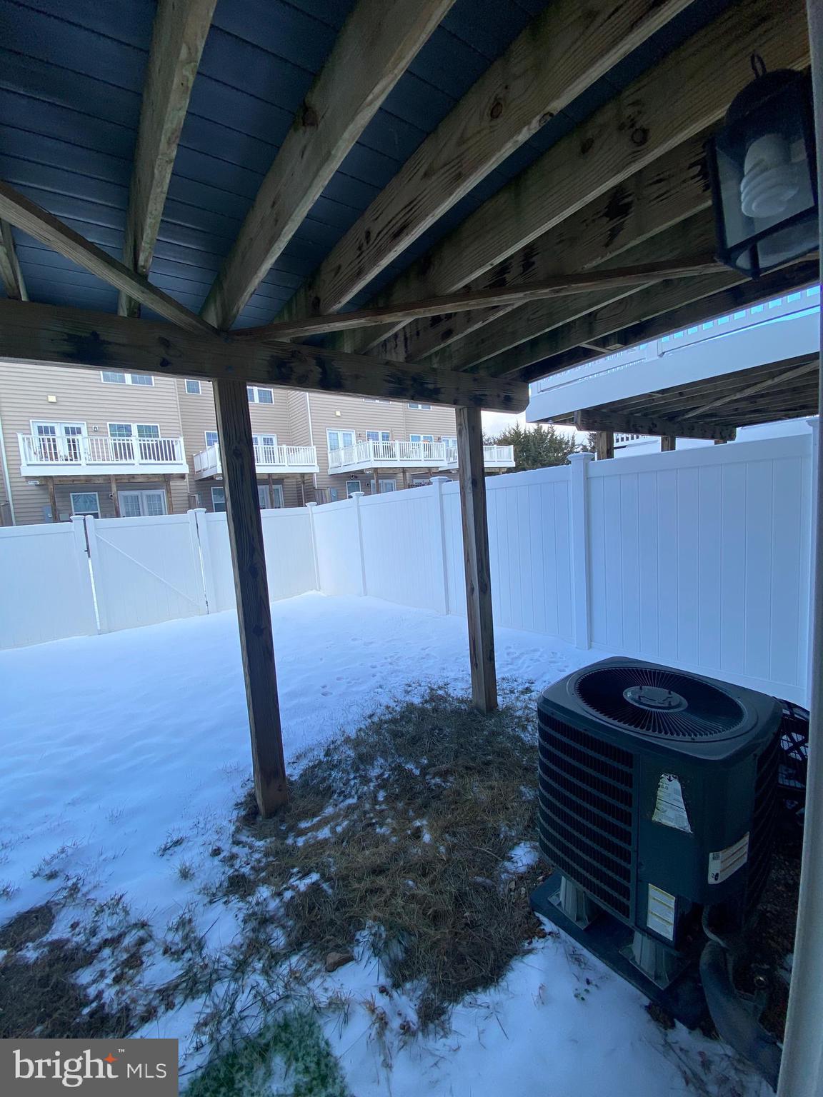 LAKE FREDERICK - Residential Lease