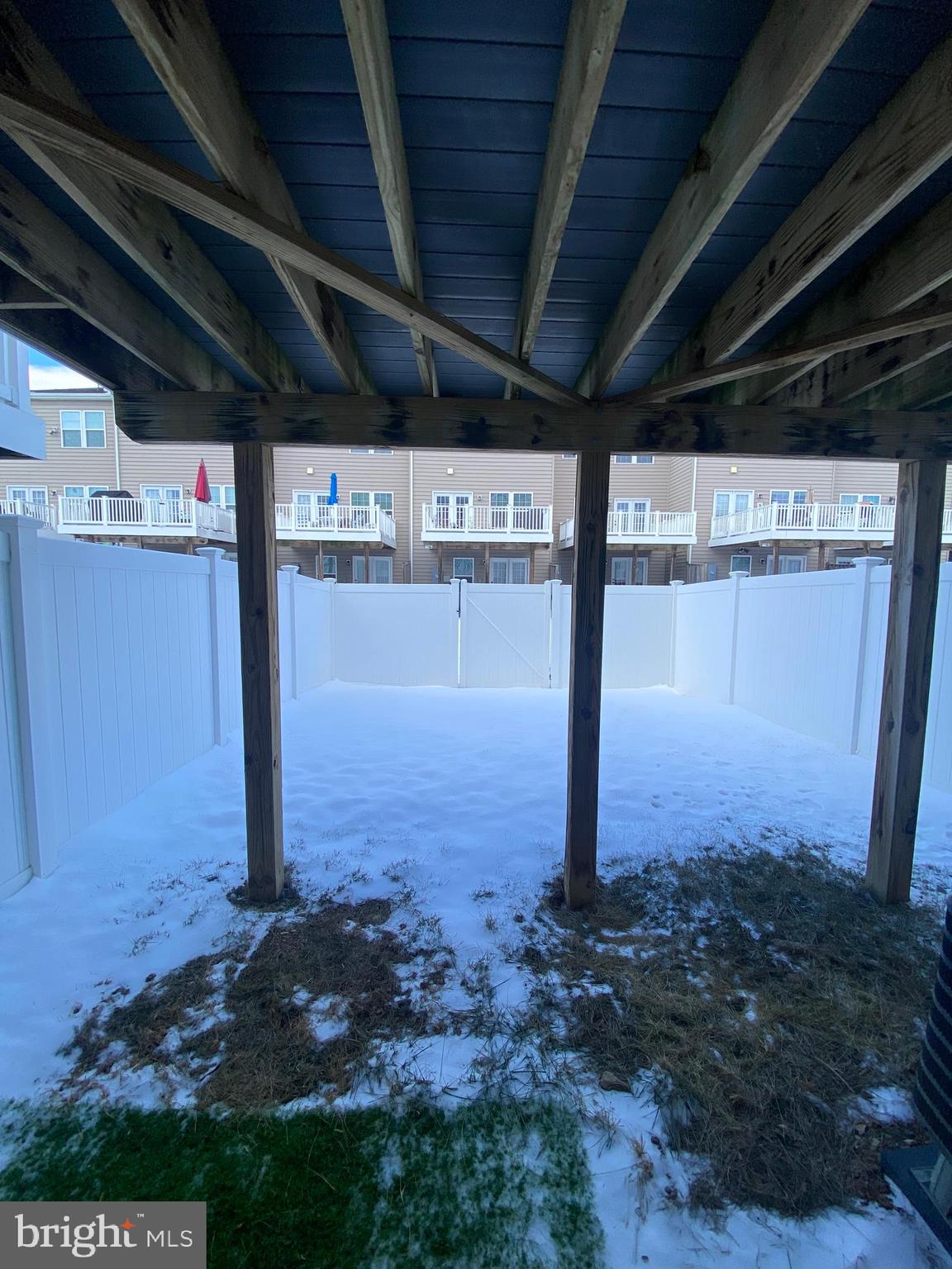 LAKE FREDERICK - Residential Lease