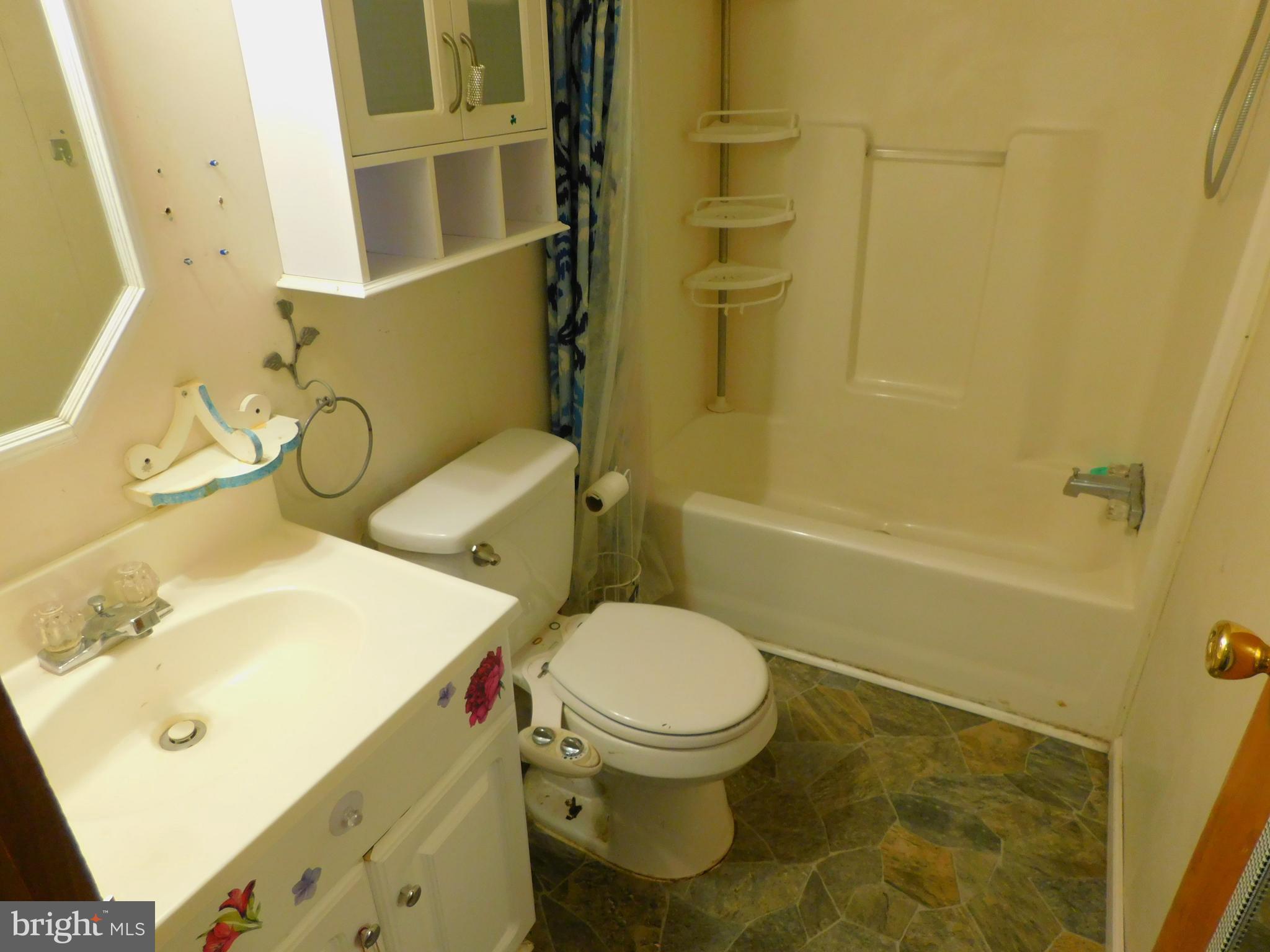 TWIN BROOK MHP - Residential