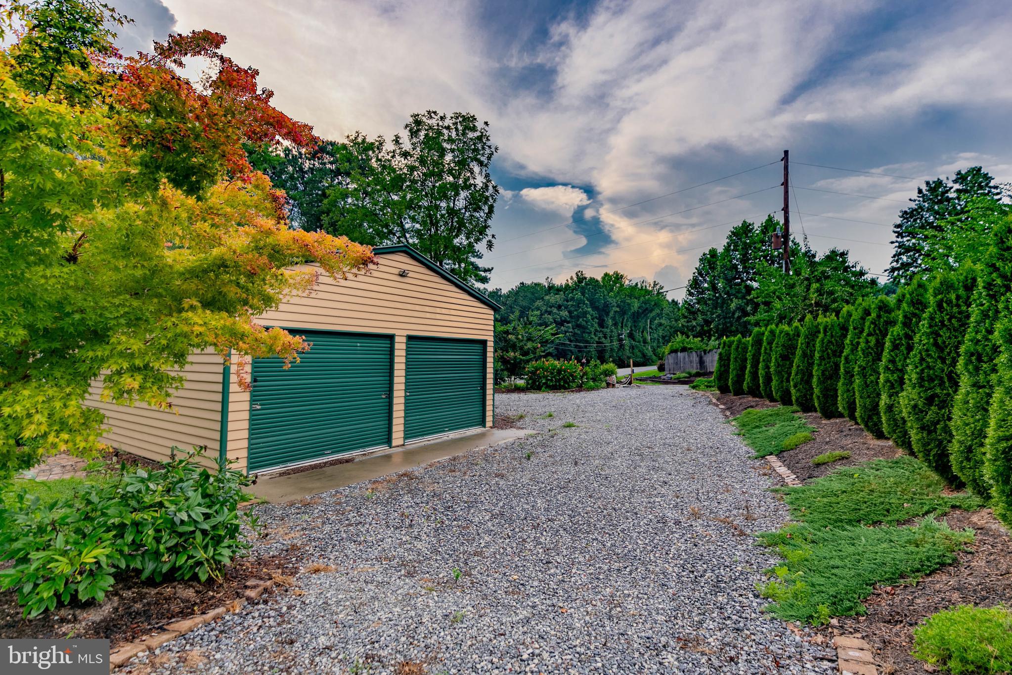 20 LAKE CAROLINE DRIVE