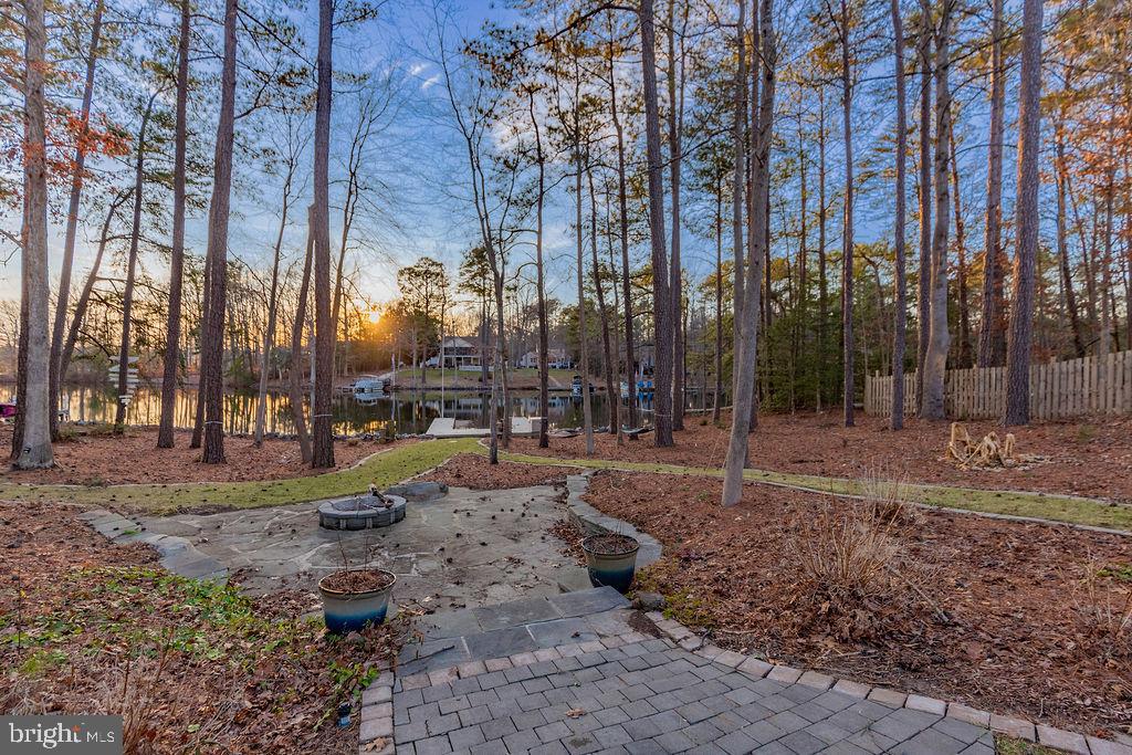 20 LAKE CAROLINE DRIVE