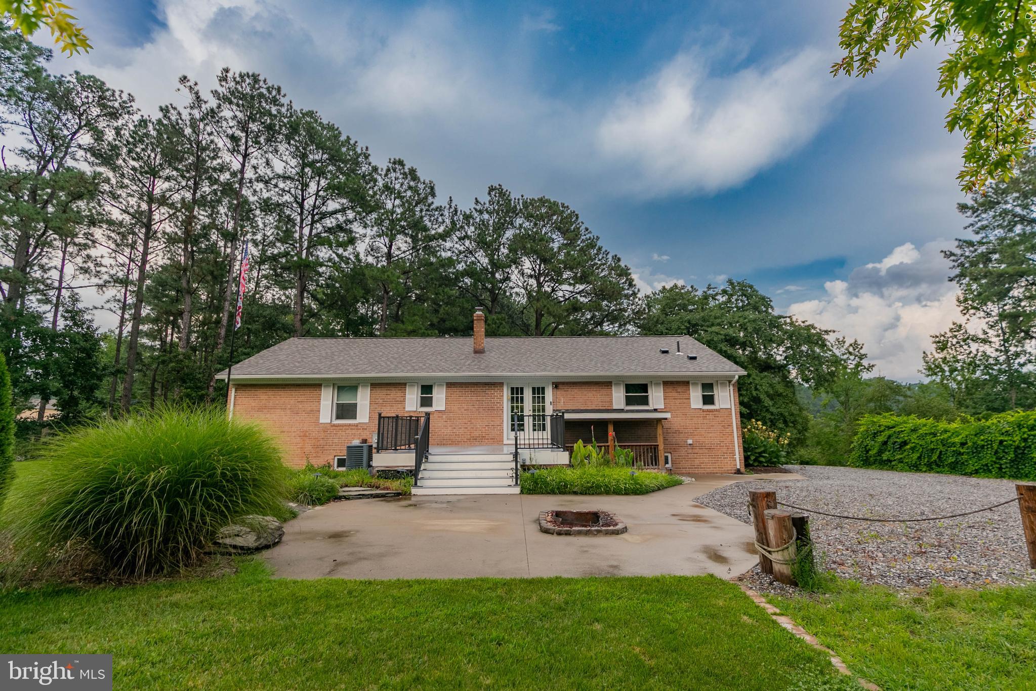 20 LAKE CAROLINE DRIVE