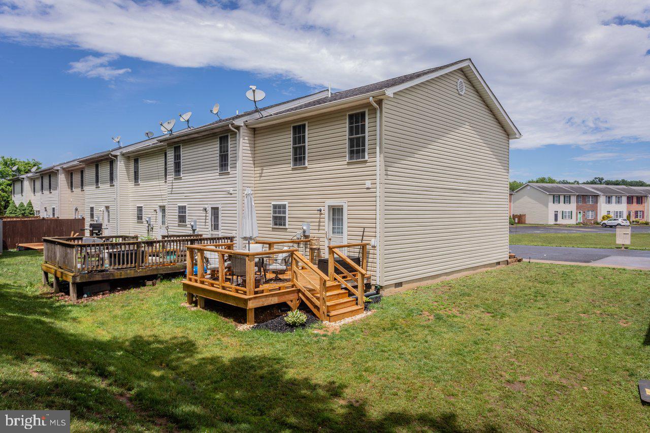 MADISON VILLAGE - Residential