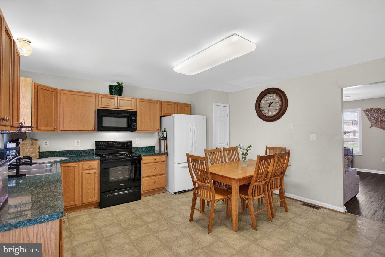 MADISON VILLAGE - Residential