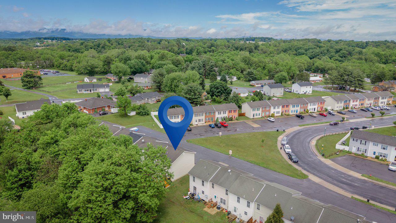 MADISON VILLAGE - Residential