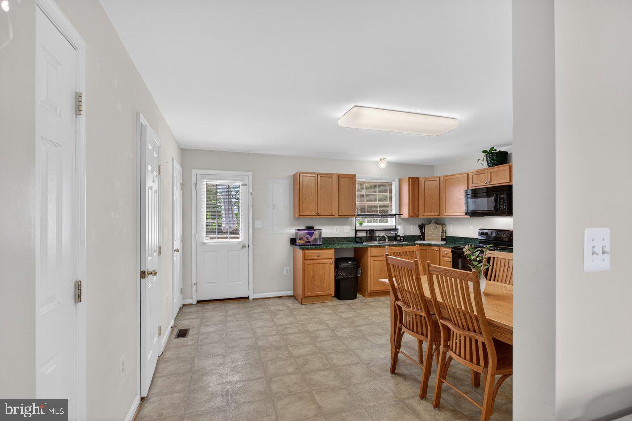 MADISON VILLAGE - Residential