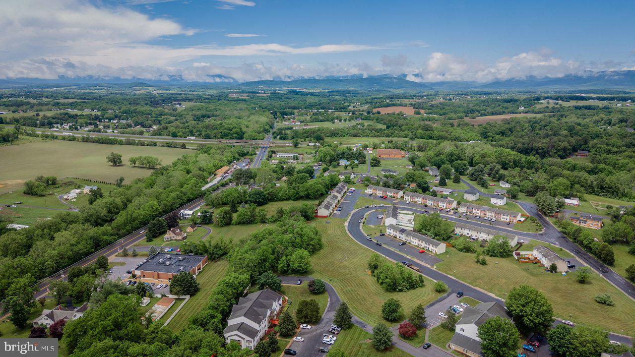 MADISON VILLAGE - Residential