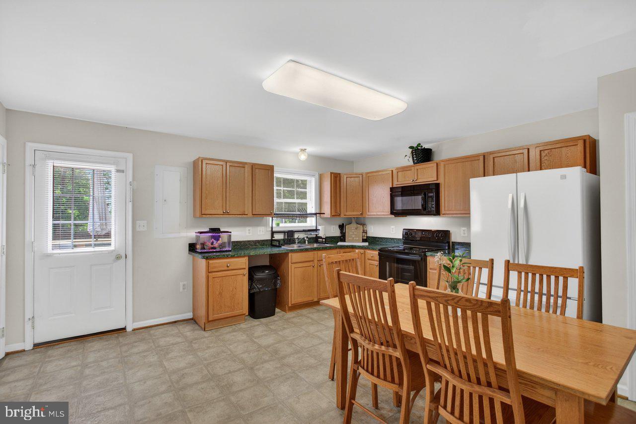 MADISON VILLAGE - Residential