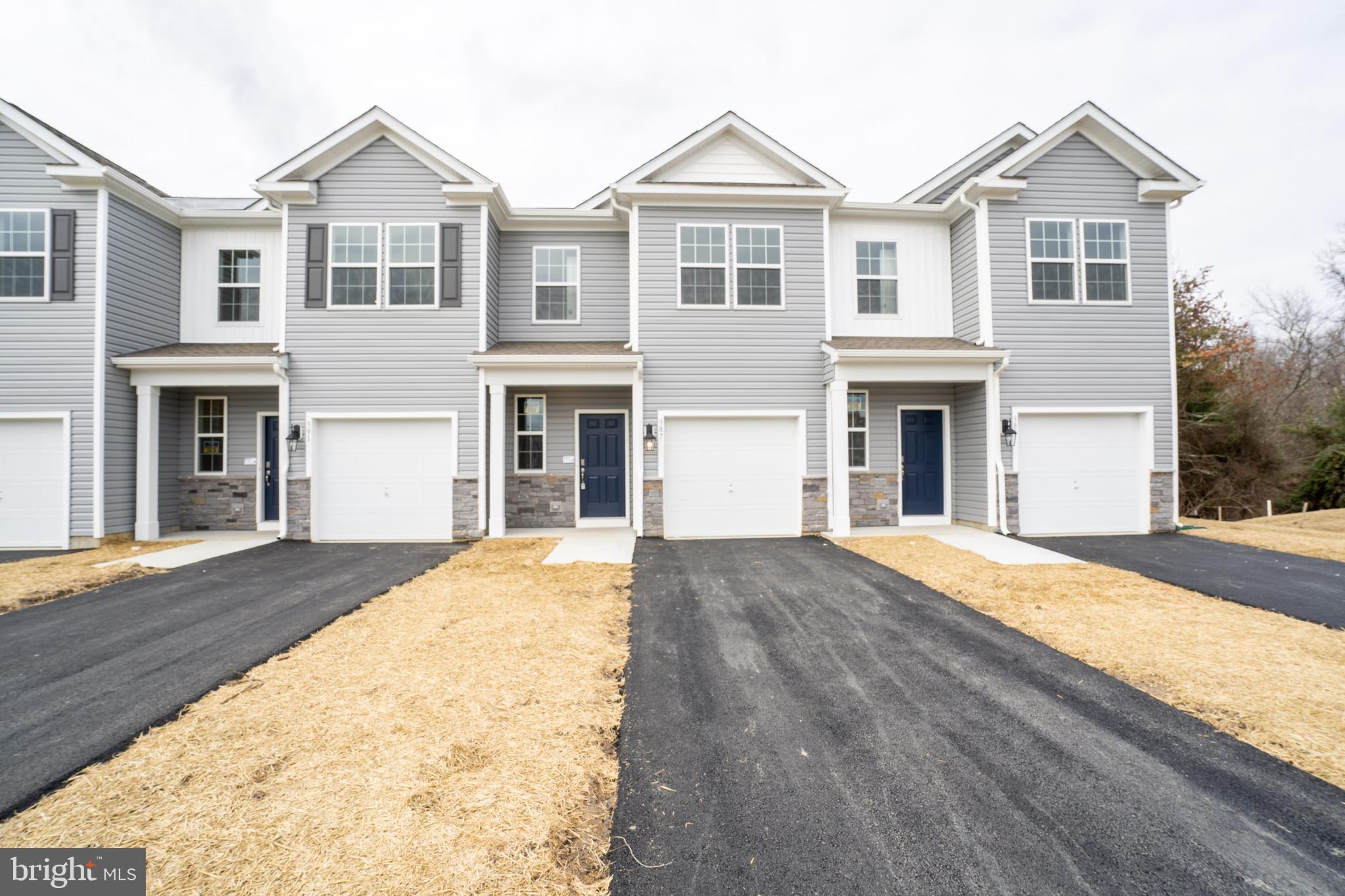387 MAZZEO DRIVE