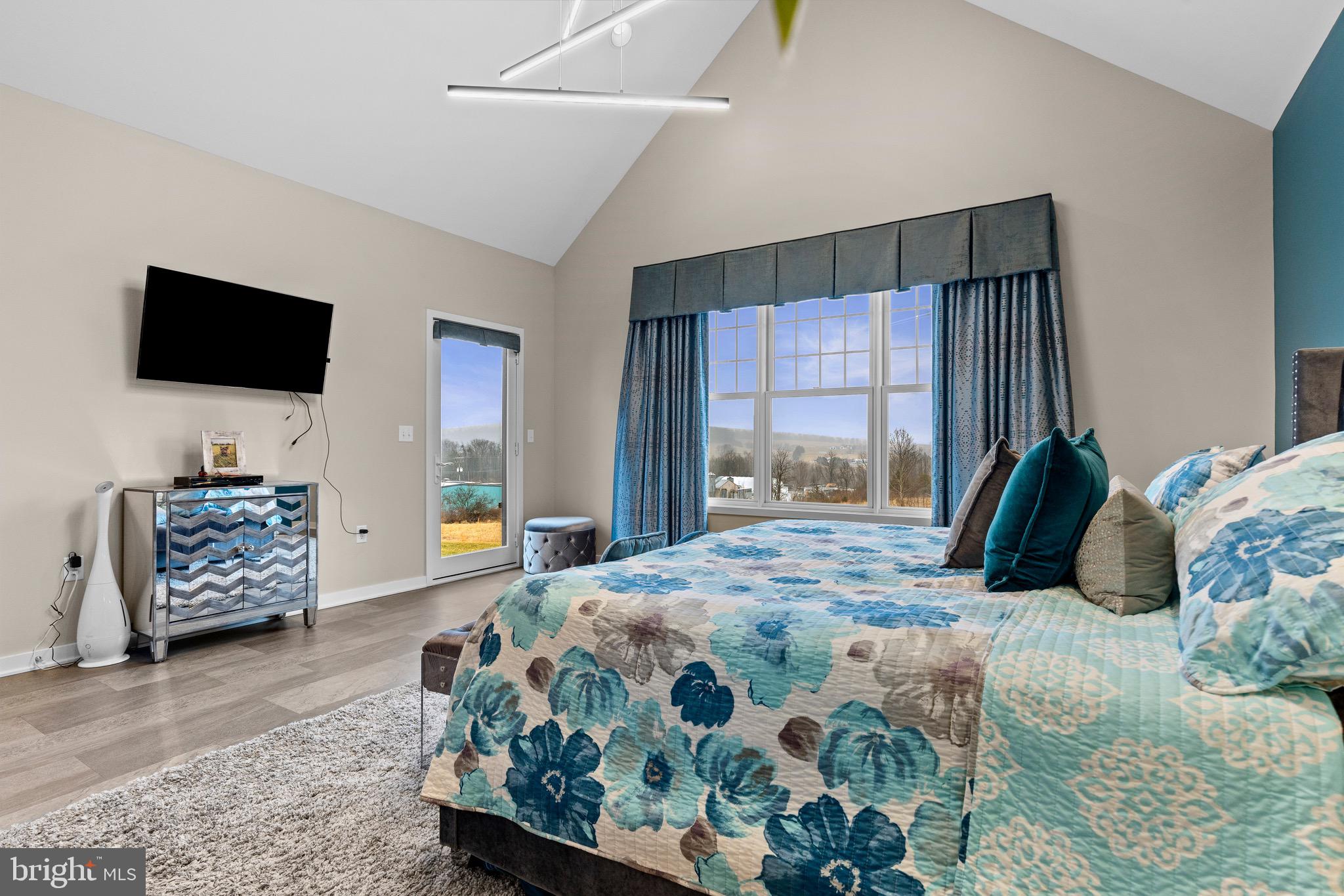 NONE, RURAL - Residential