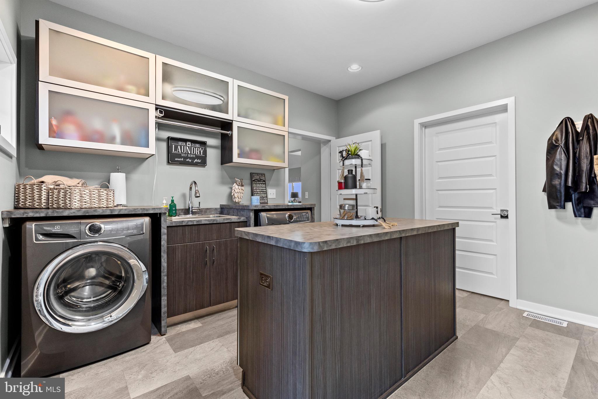 NONE, RURAL - Residential