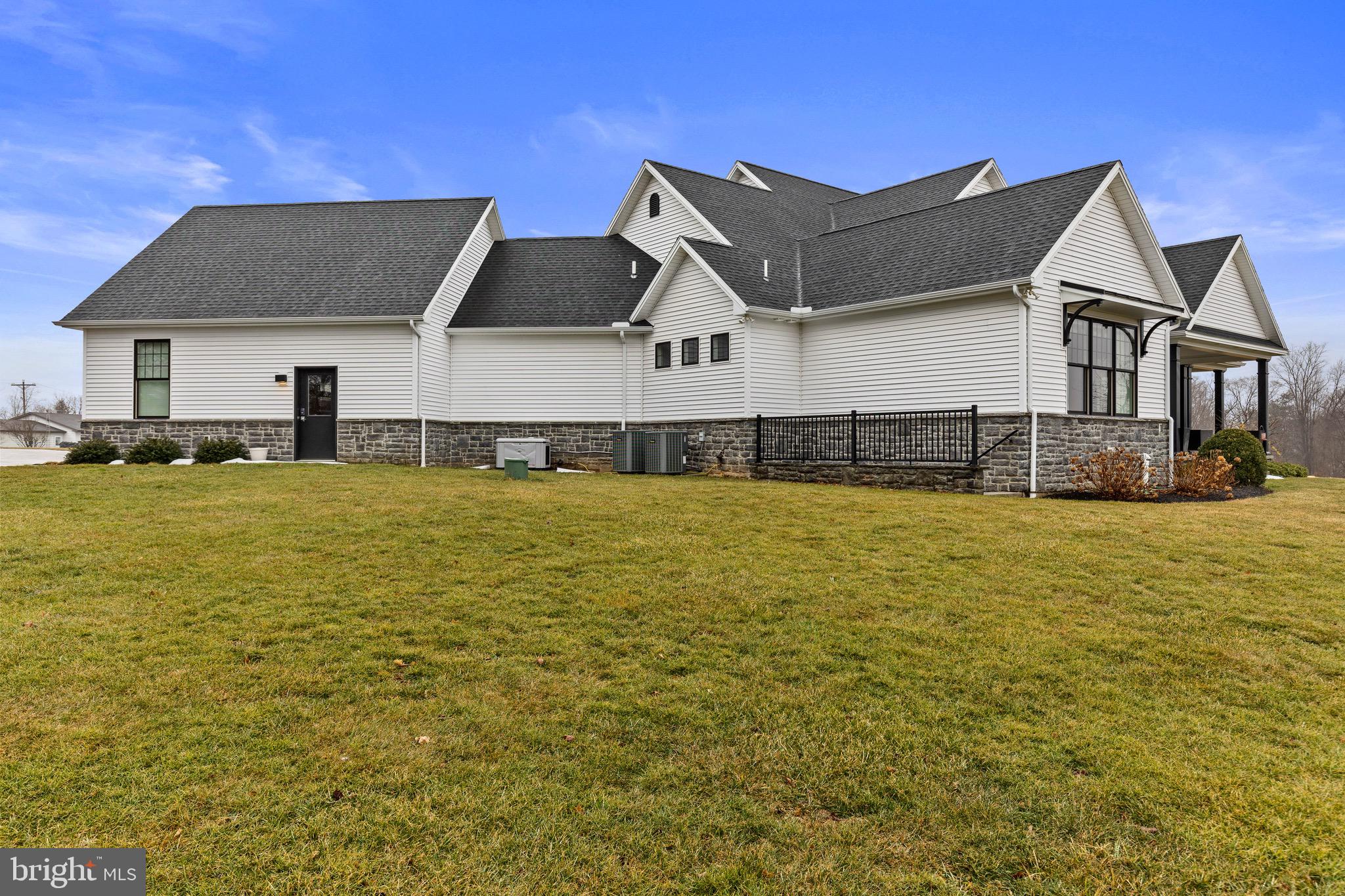 NONE, RURAL - Residential