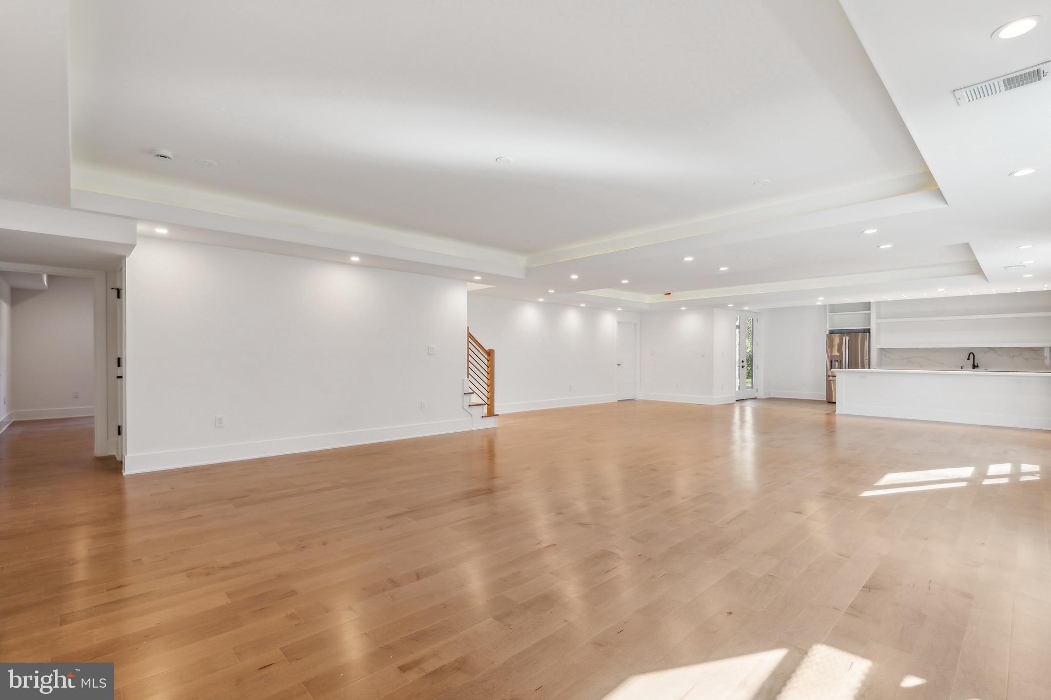 WILLOWRUN - Residential