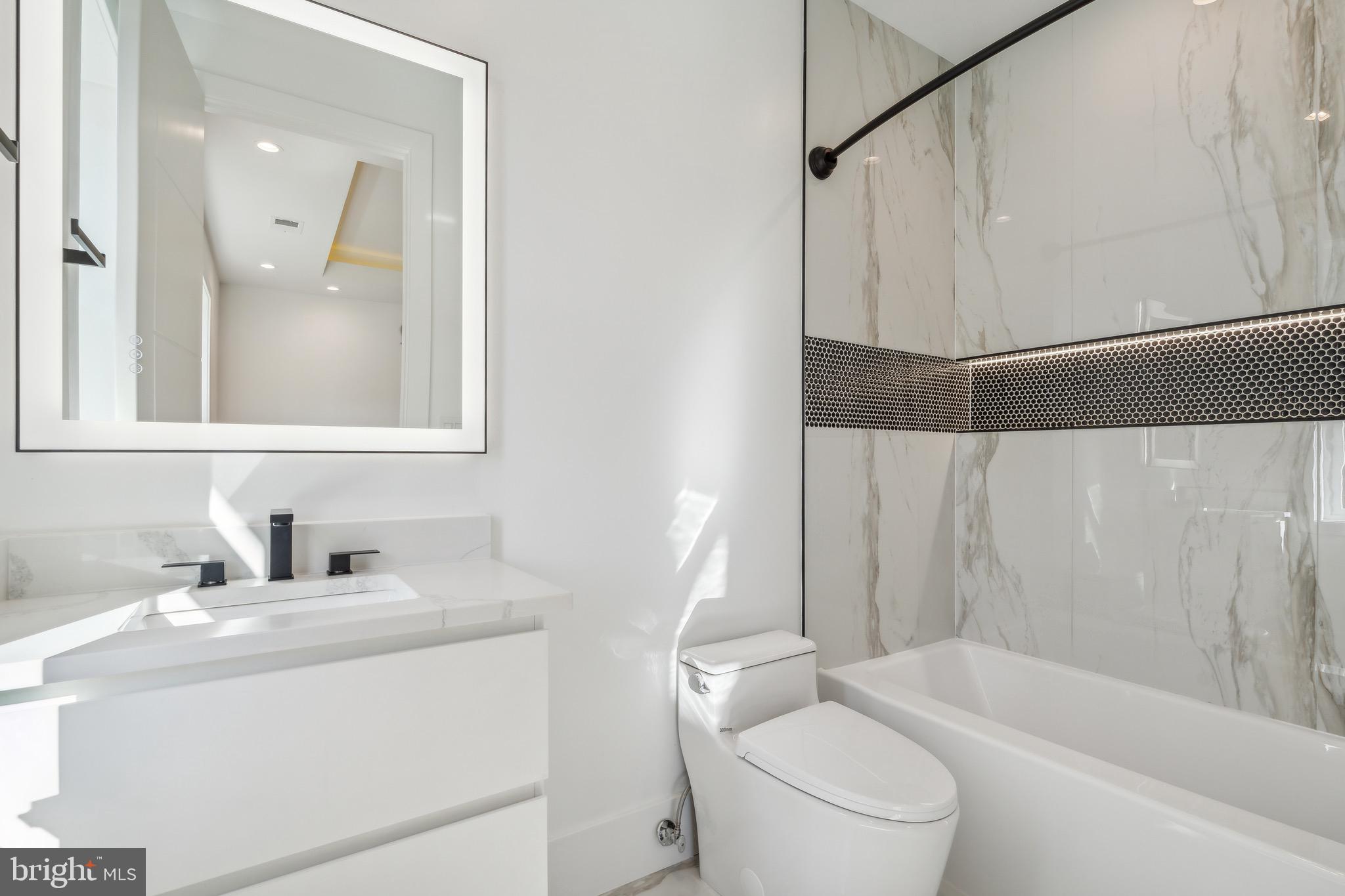 WILLOWRUN - Residential